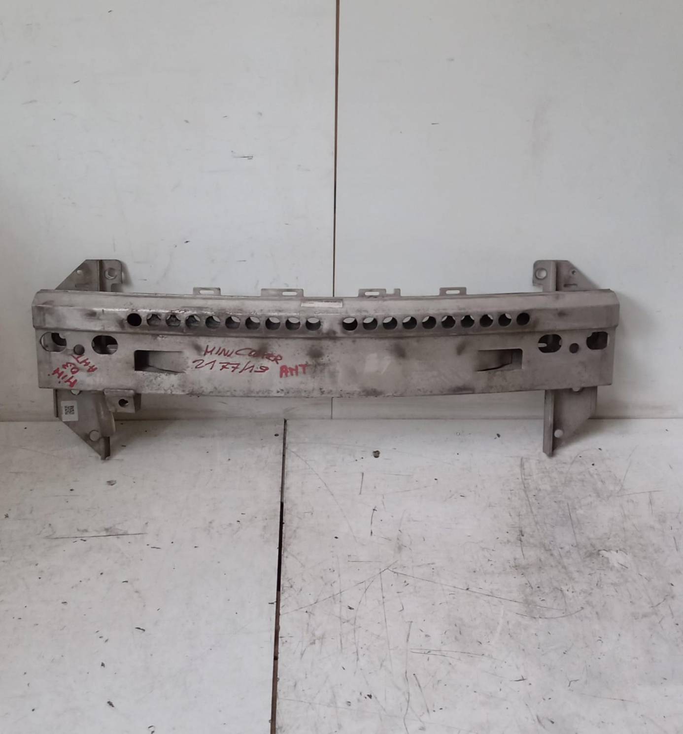 Traversa paraurti anteriore