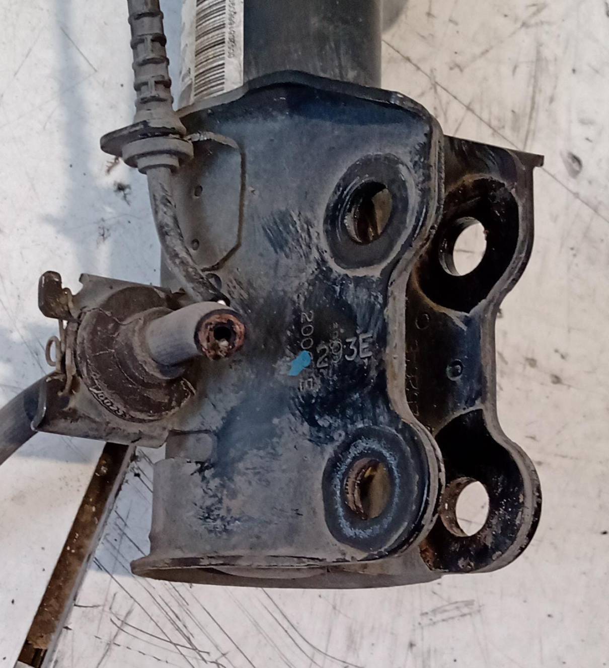 Ammortizzatore anteriore sinistro