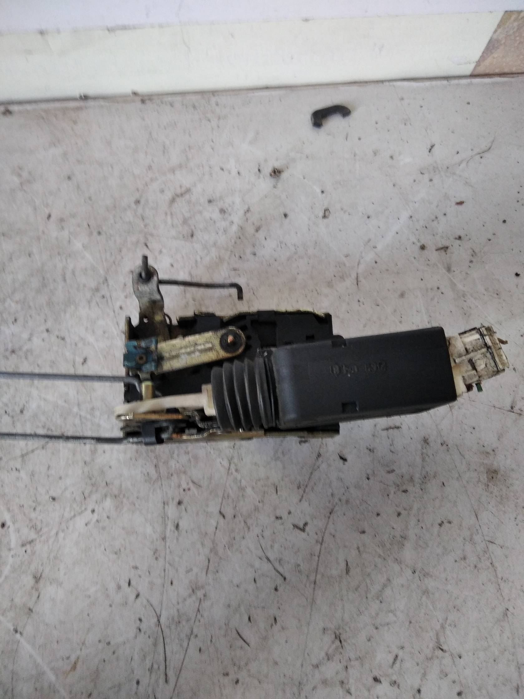 Serratura porta ant. sx.