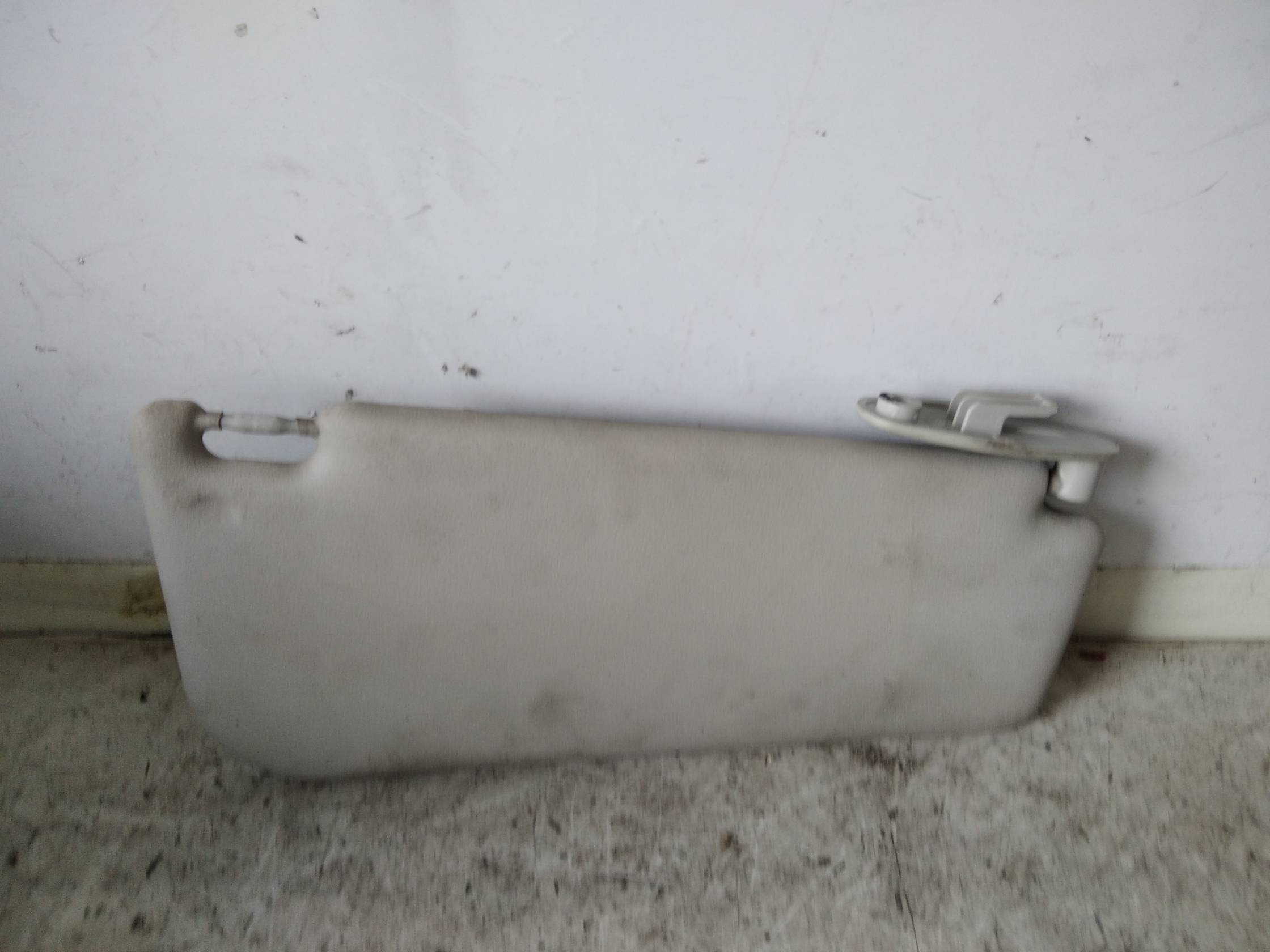 Aletta parasole parabrezza sx.