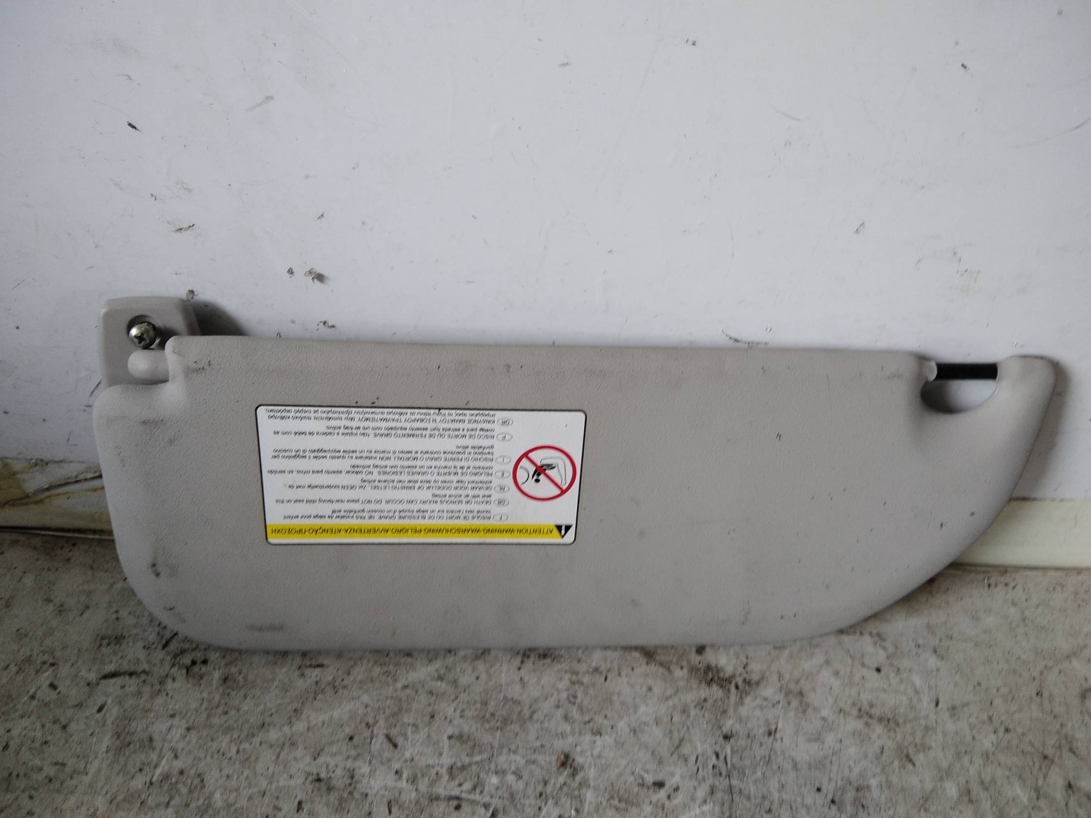 Aletta parasole parabrezza