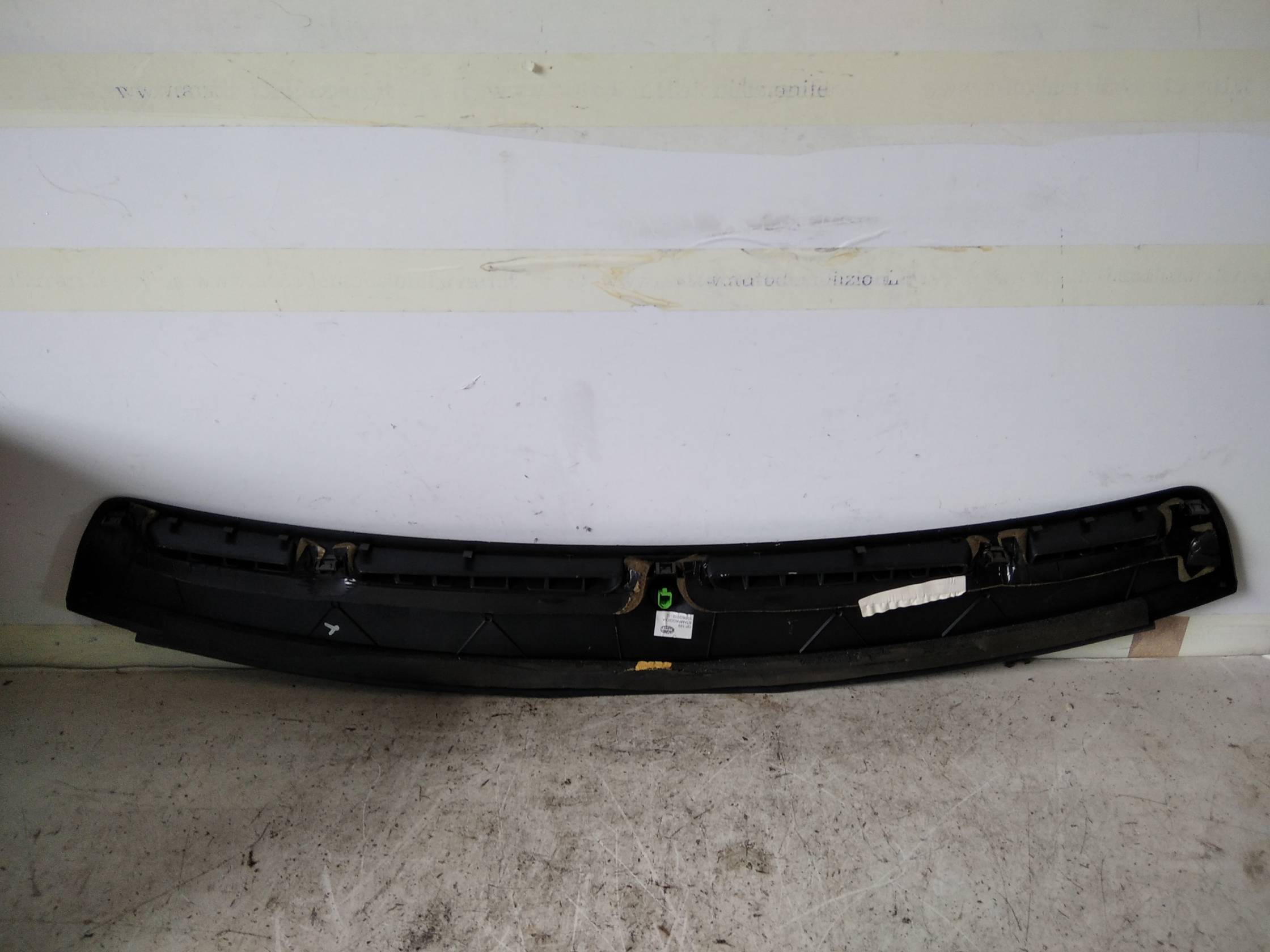 Griglia diffusore aria sottoparabrezza