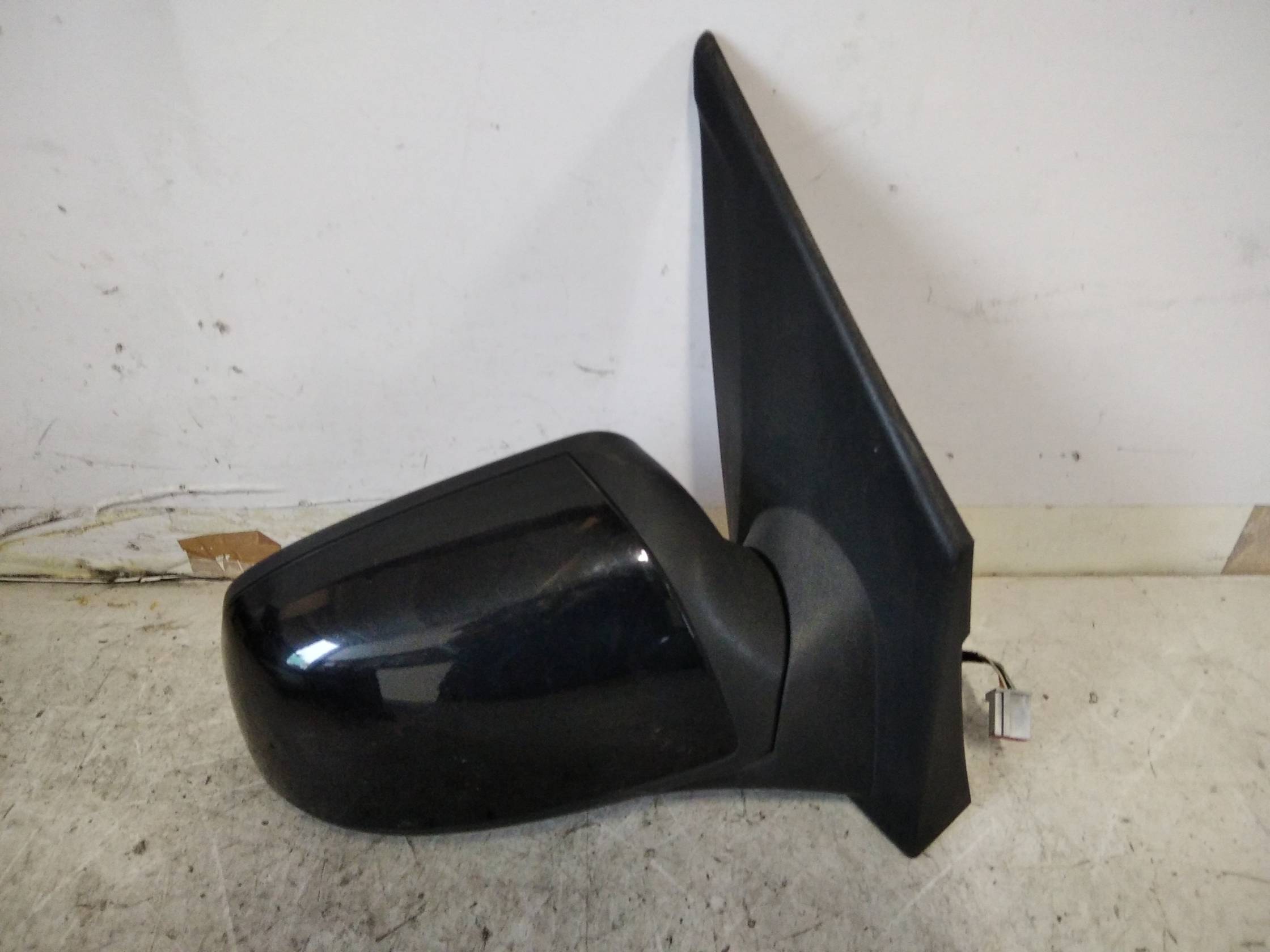 Retrovisore est. dx.