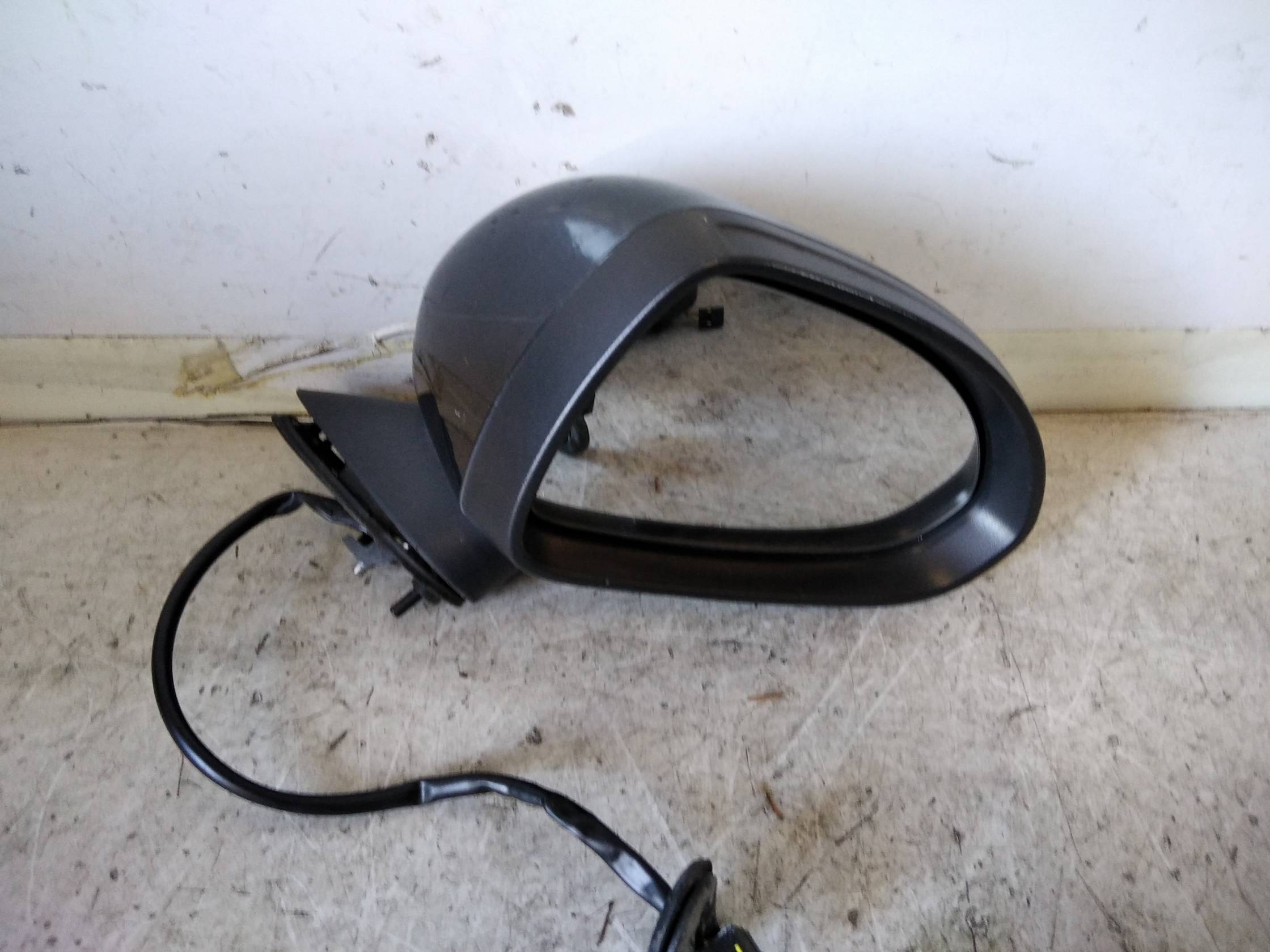 Retrovisore est. regolaz. elettr. dx.