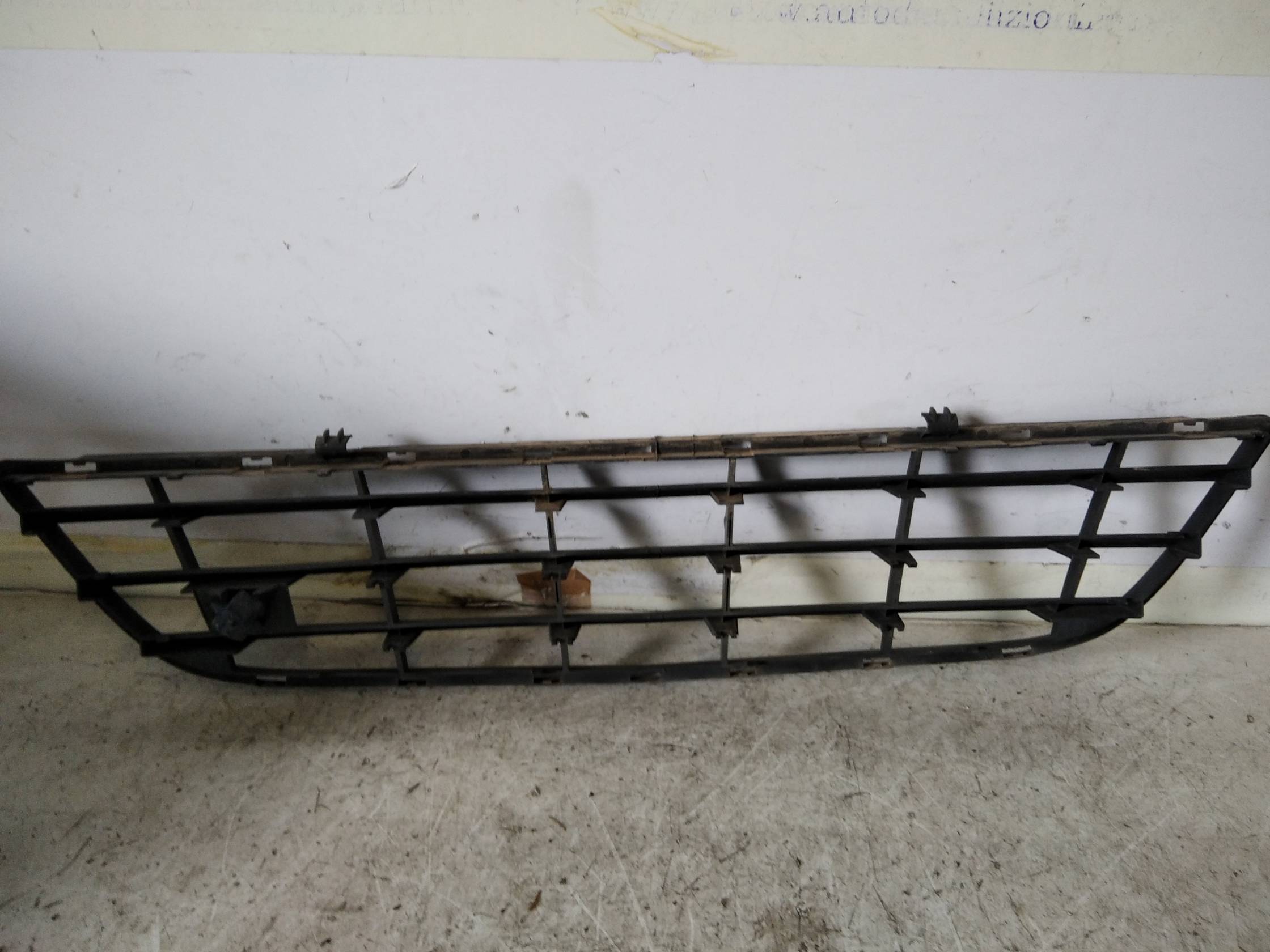 Griglia paraurti ant. Griglia paraurti ant.