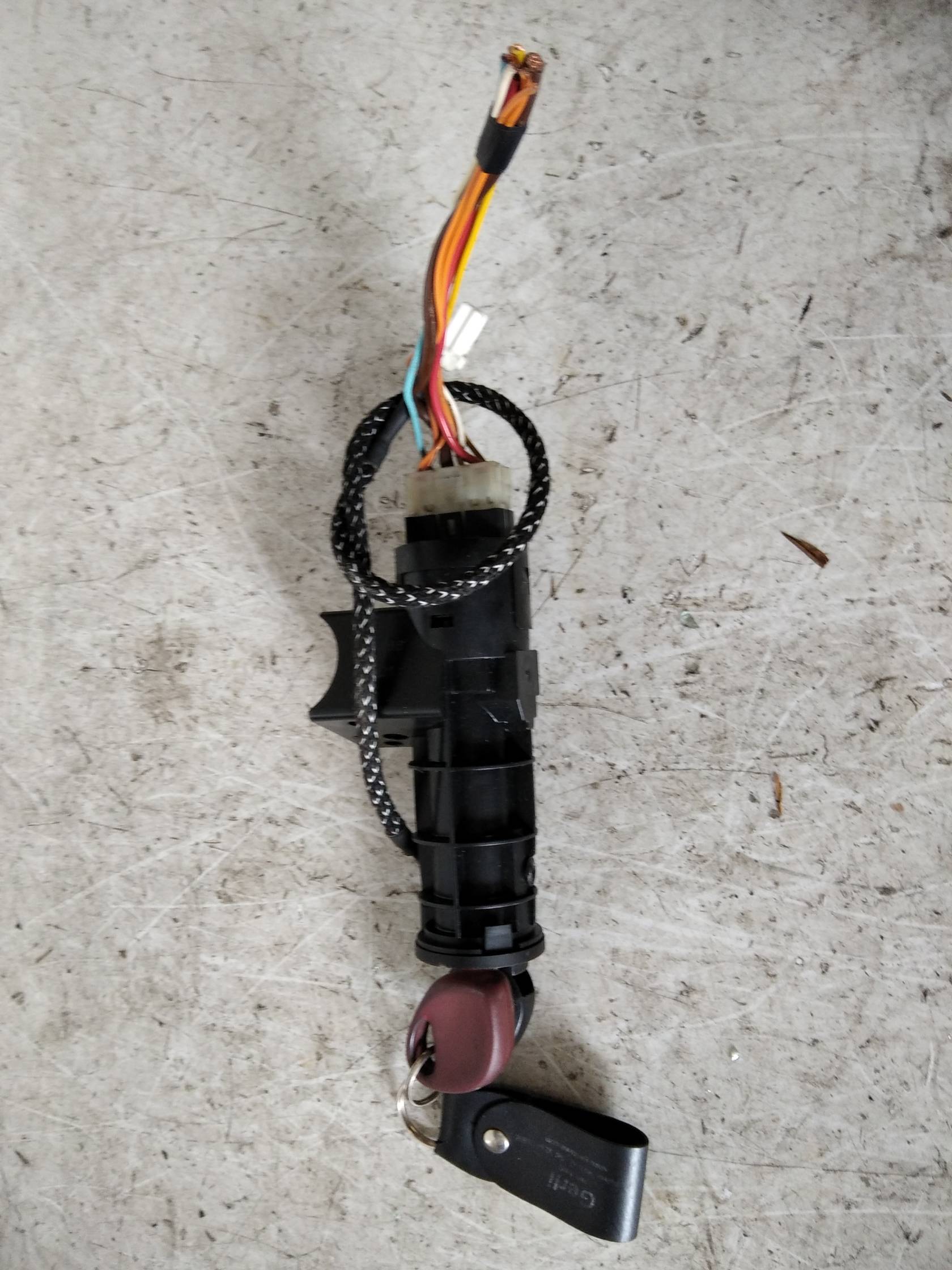 Commutatore avviamento Commutatore avviamento