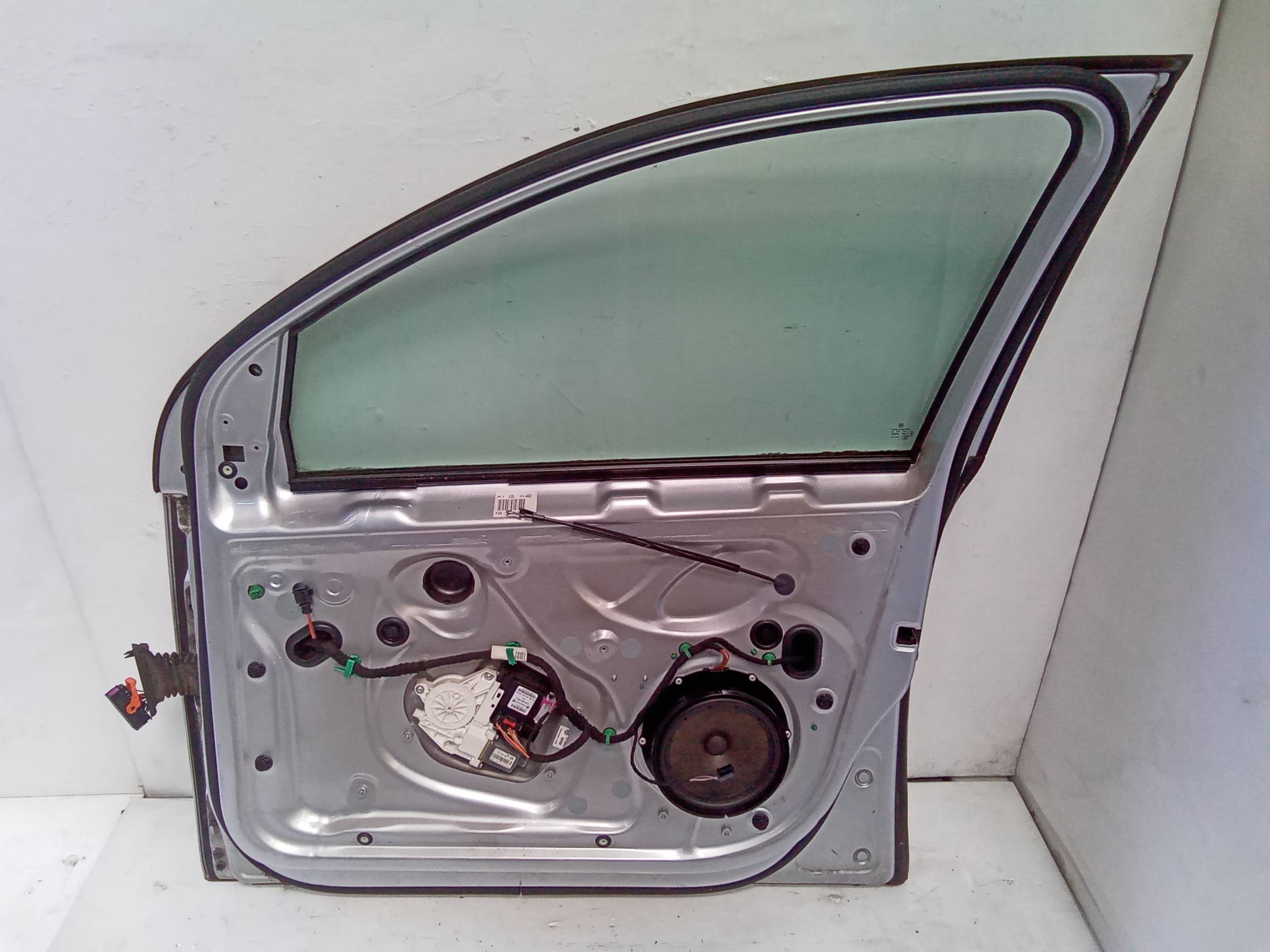 Porta ant. dx.   grigio chiaro