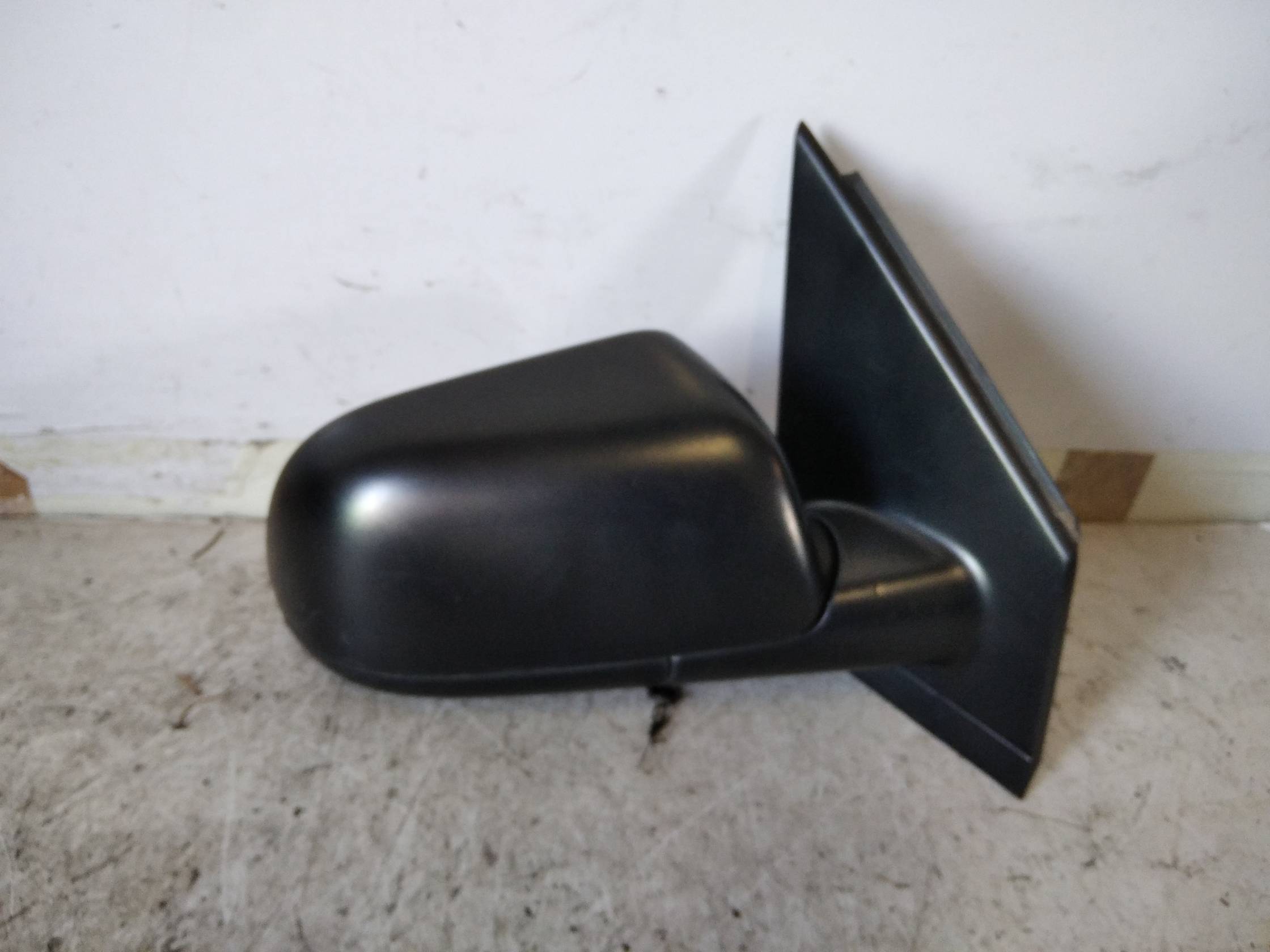 Retrovisore est. dx.