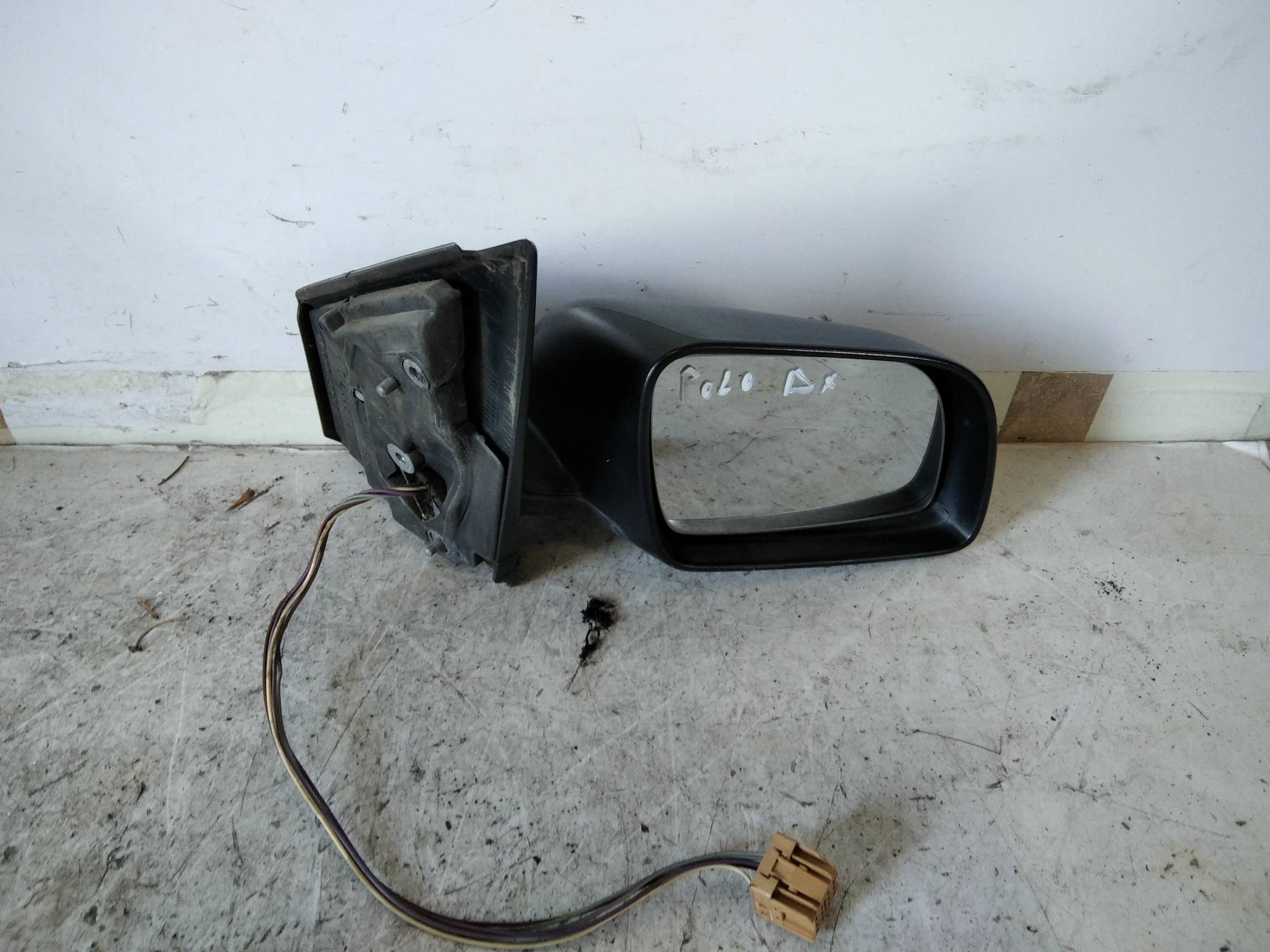 Retrovisore est. dx.