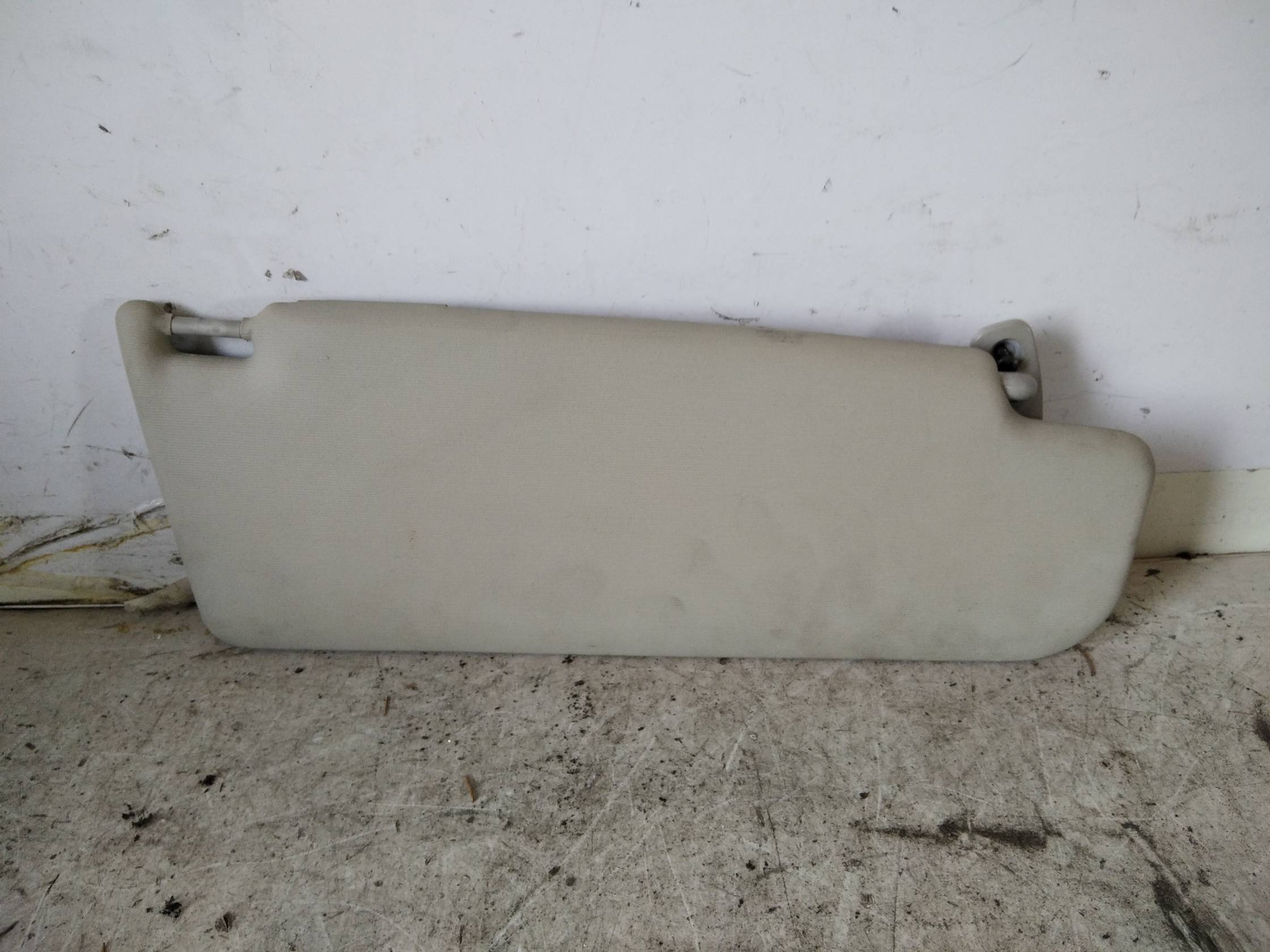 Aletta parasole parabrezza sx.