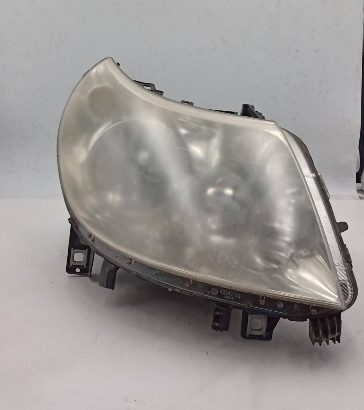 Fanale anteriore destro