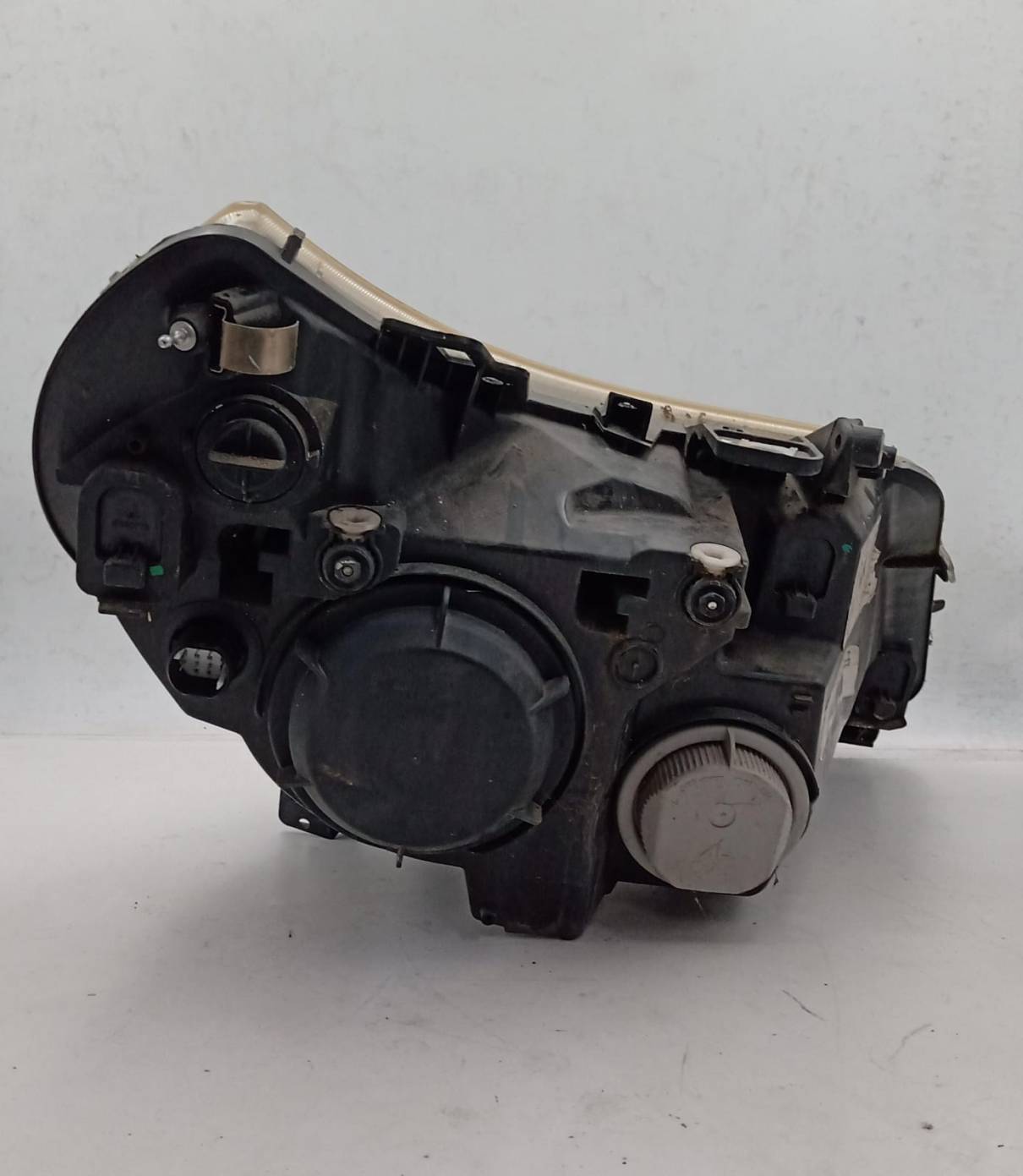 Fanale anteriore sinistro