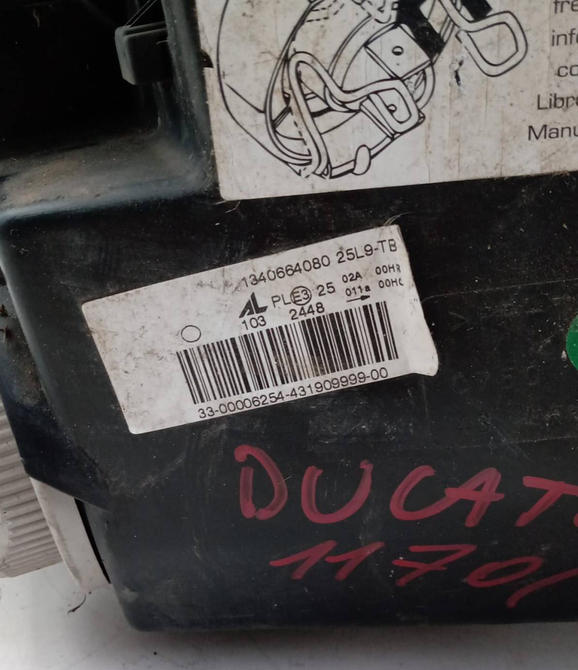 Fanale anteriore sinistro