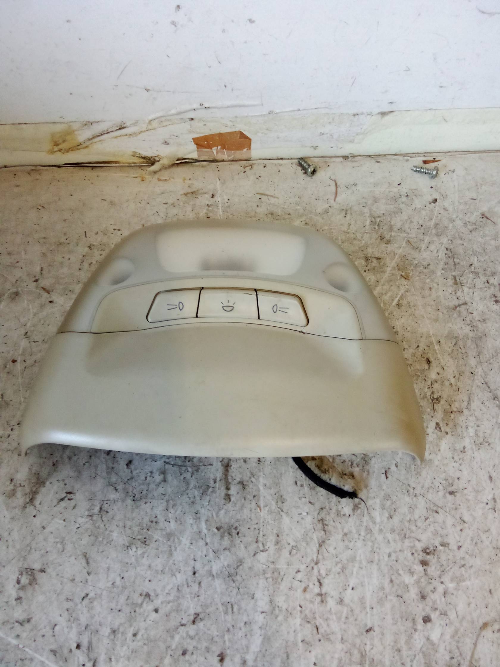 Luce cortesia ant. tetto