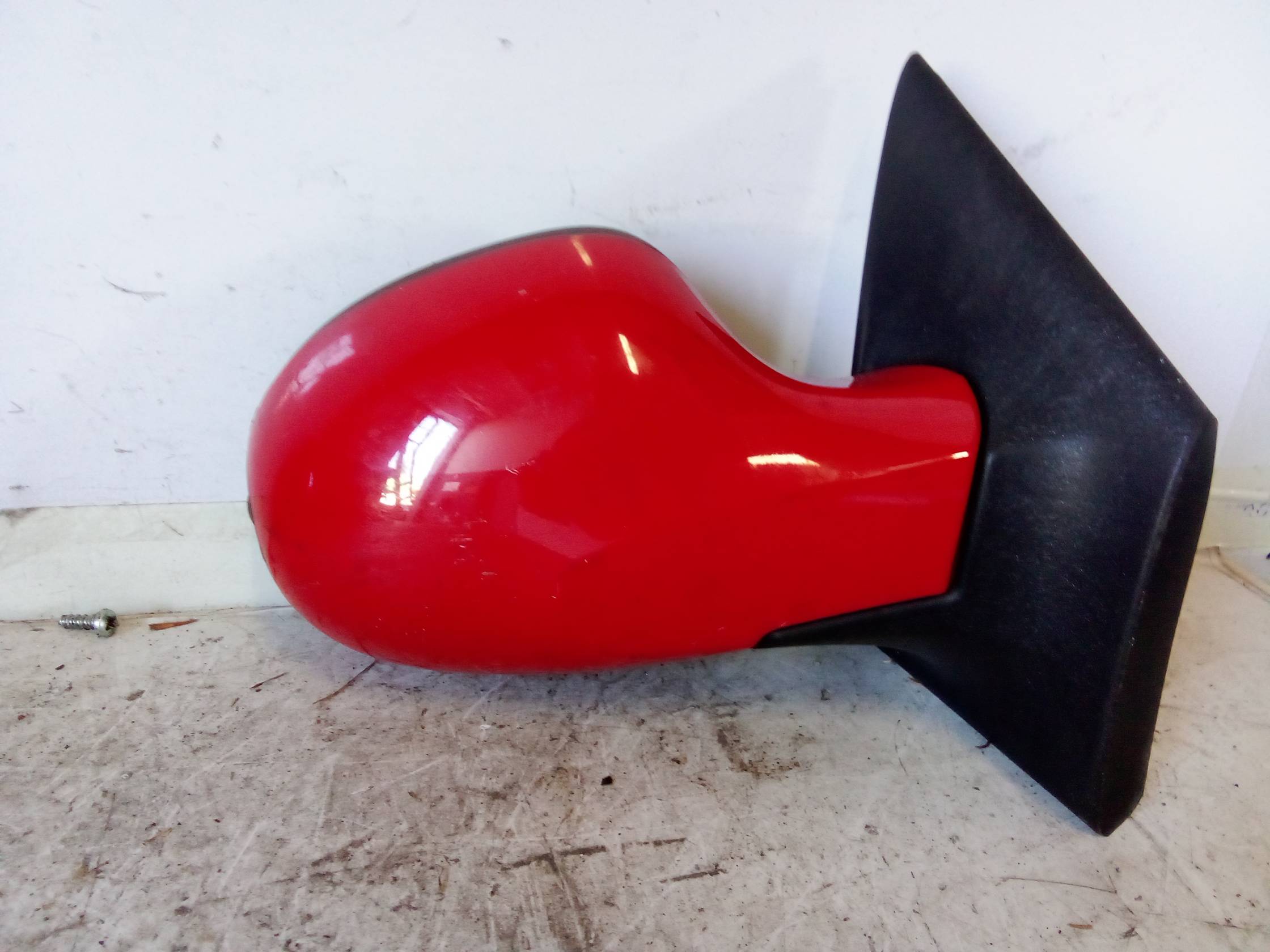 Retrovisore est. dx.