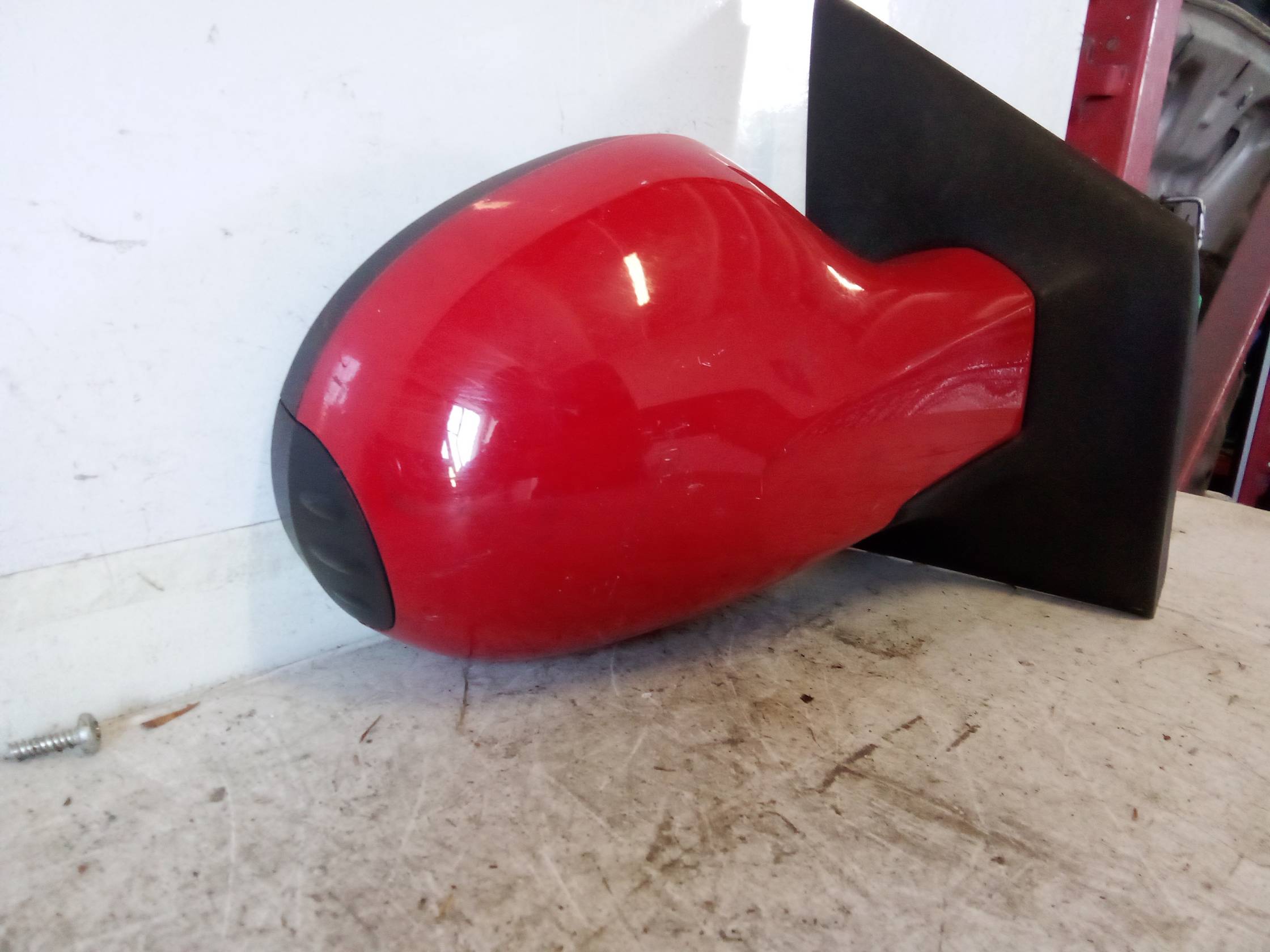 Retrovisore est. dx.