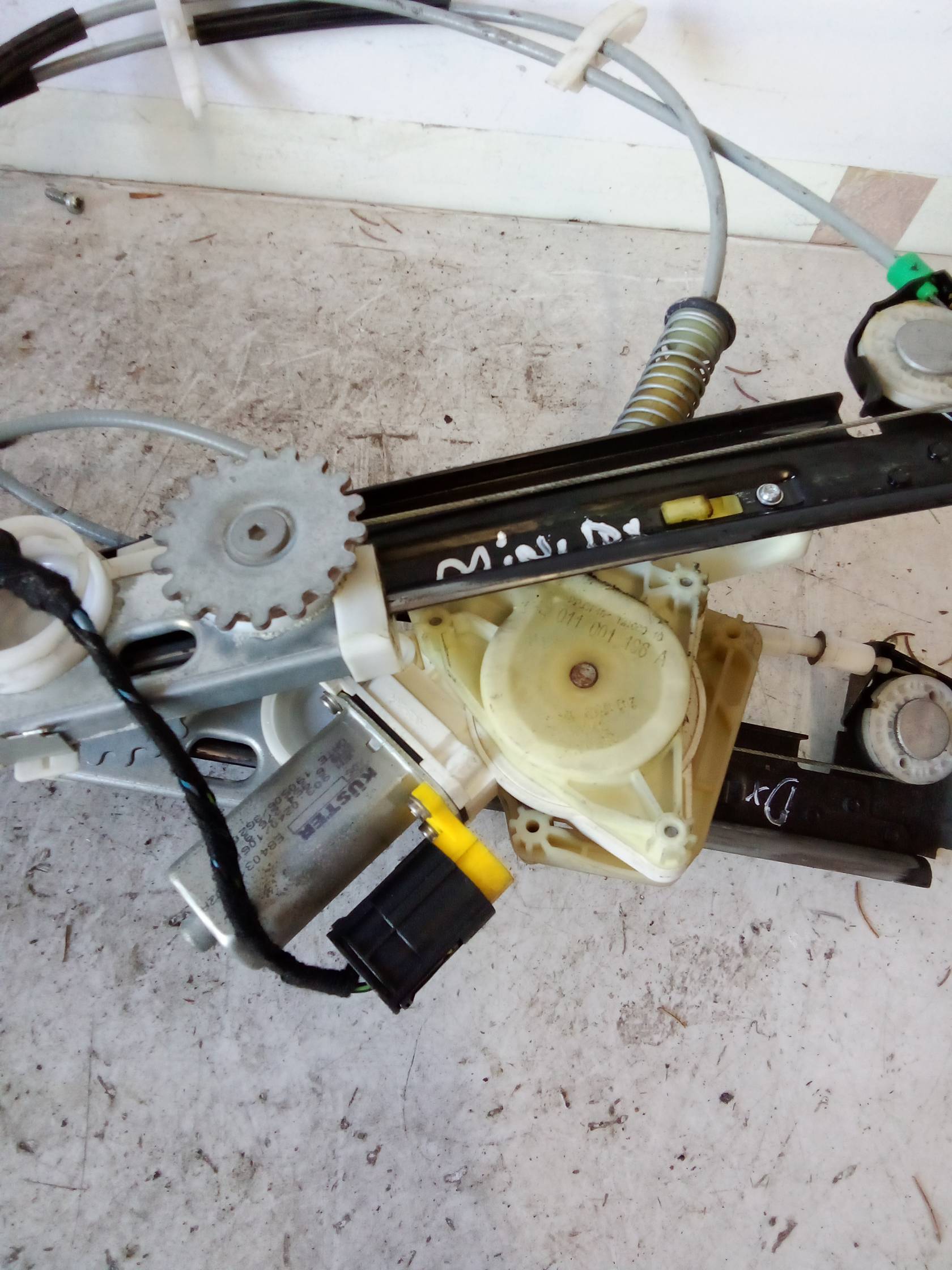 Alzacristallo porta ant. dx.