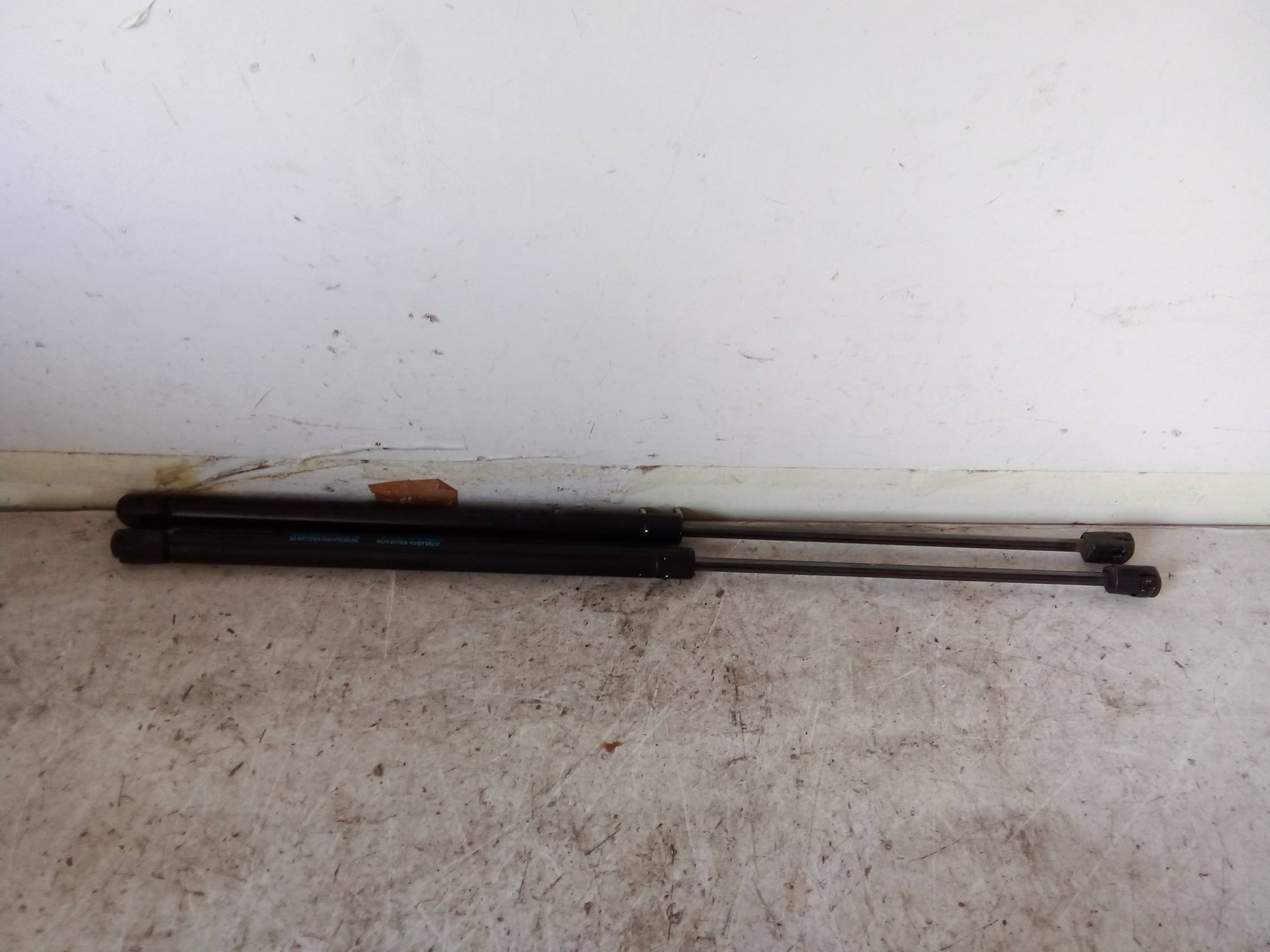 Asta ammortizzante portello post. sx.