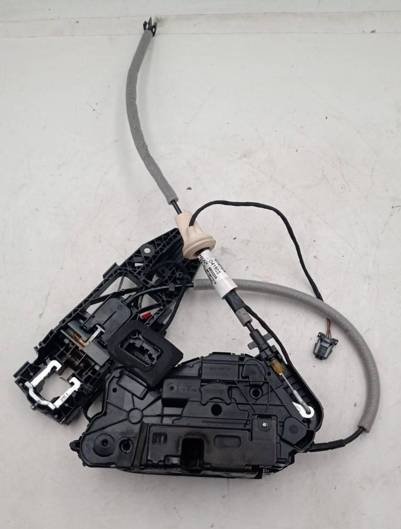 Serratura porta anteriore sinistra