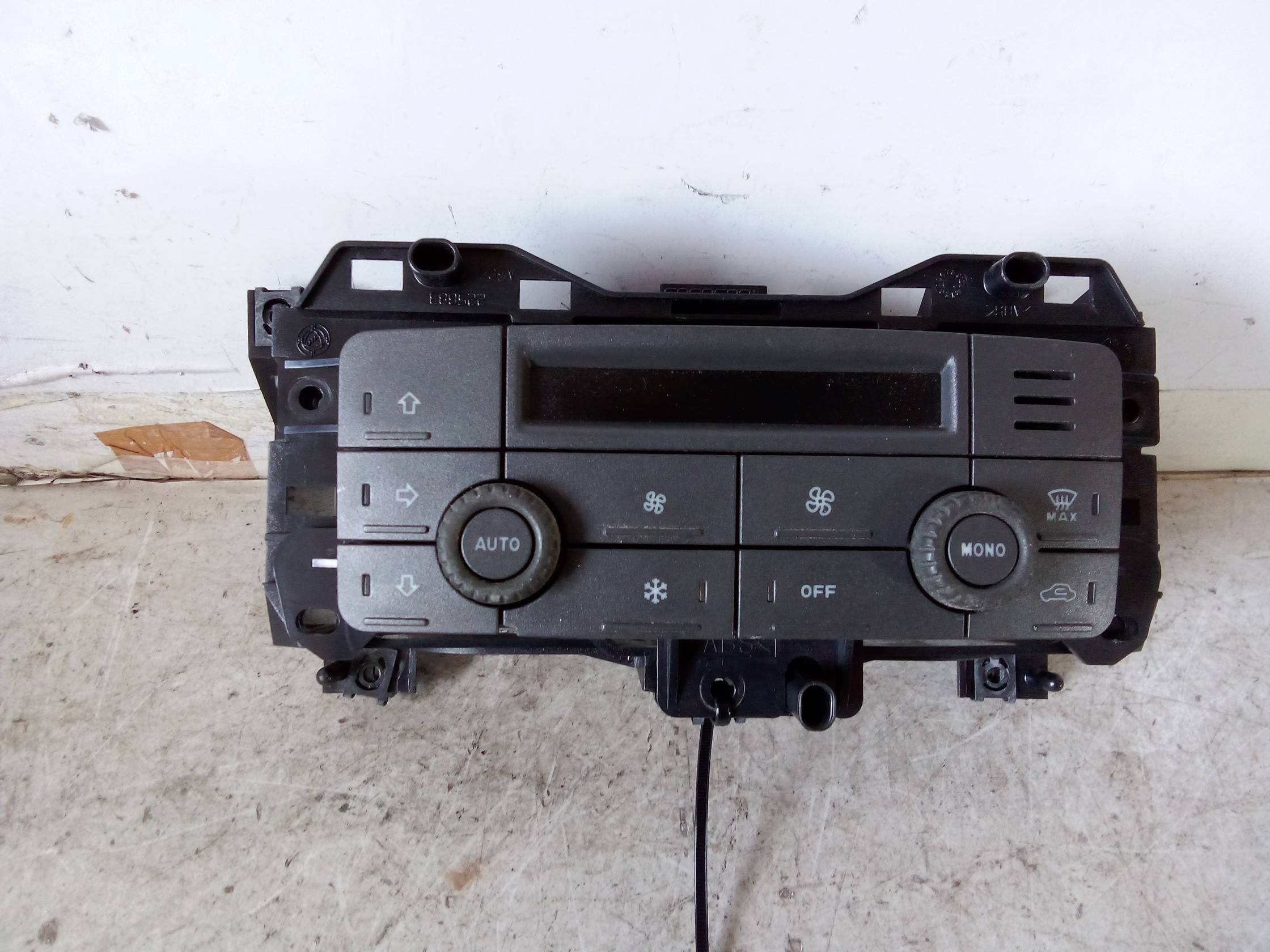 Blocco comando climatizzazione