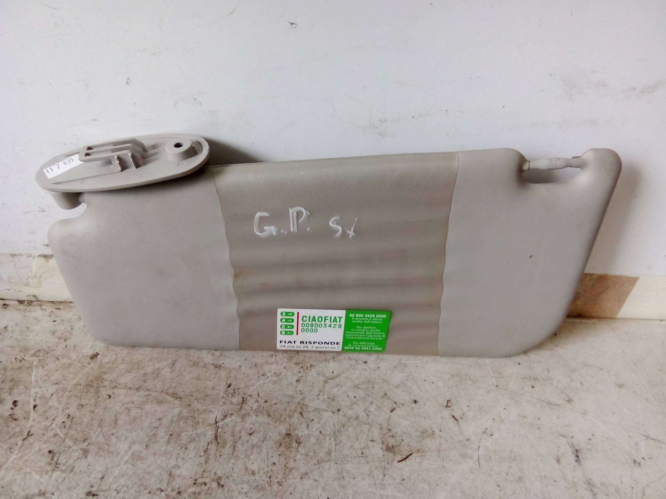 Aletta parasole parabrezza sx.