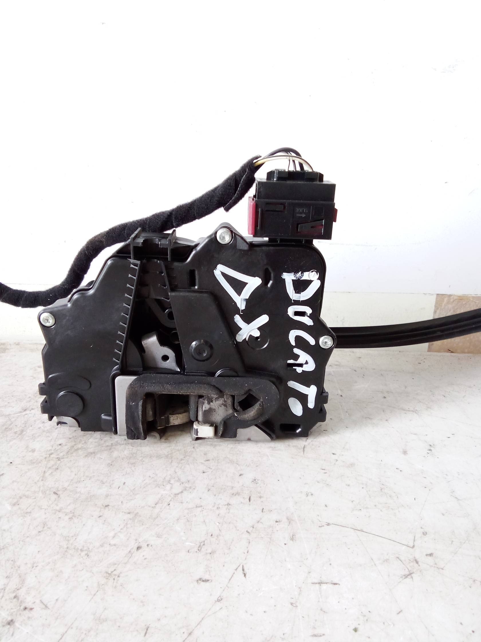 Serratura porta ant. dx.