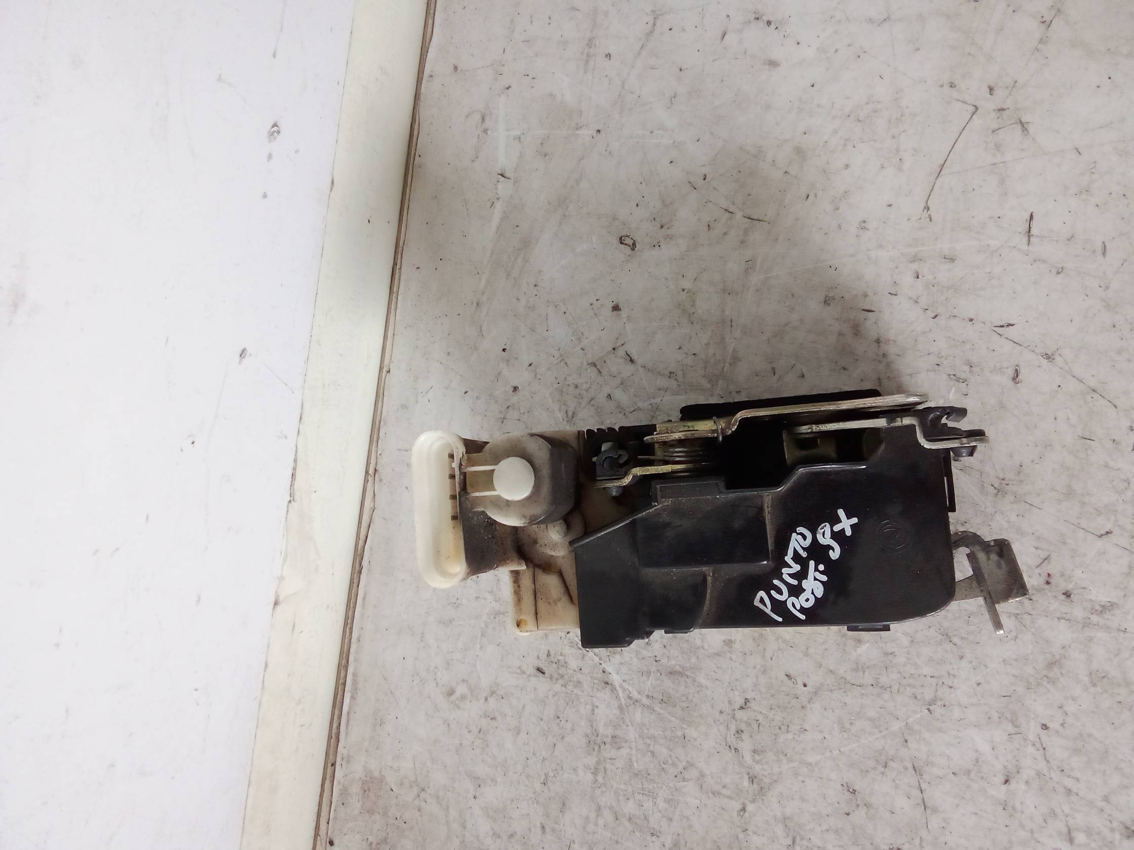 Serratura porta post. sx.