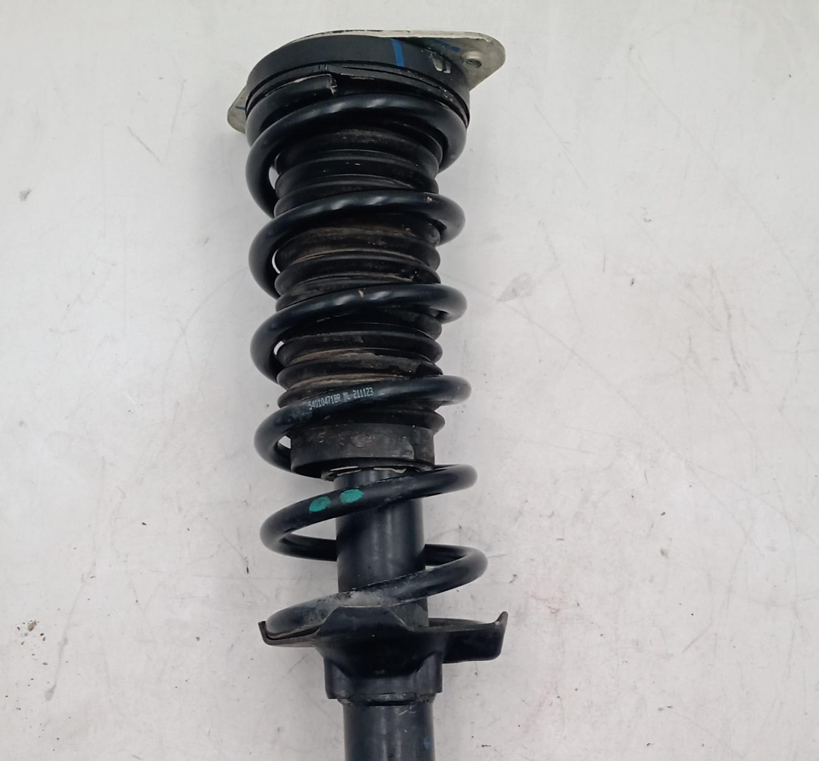 Ammortizzatore anteriore sinistro