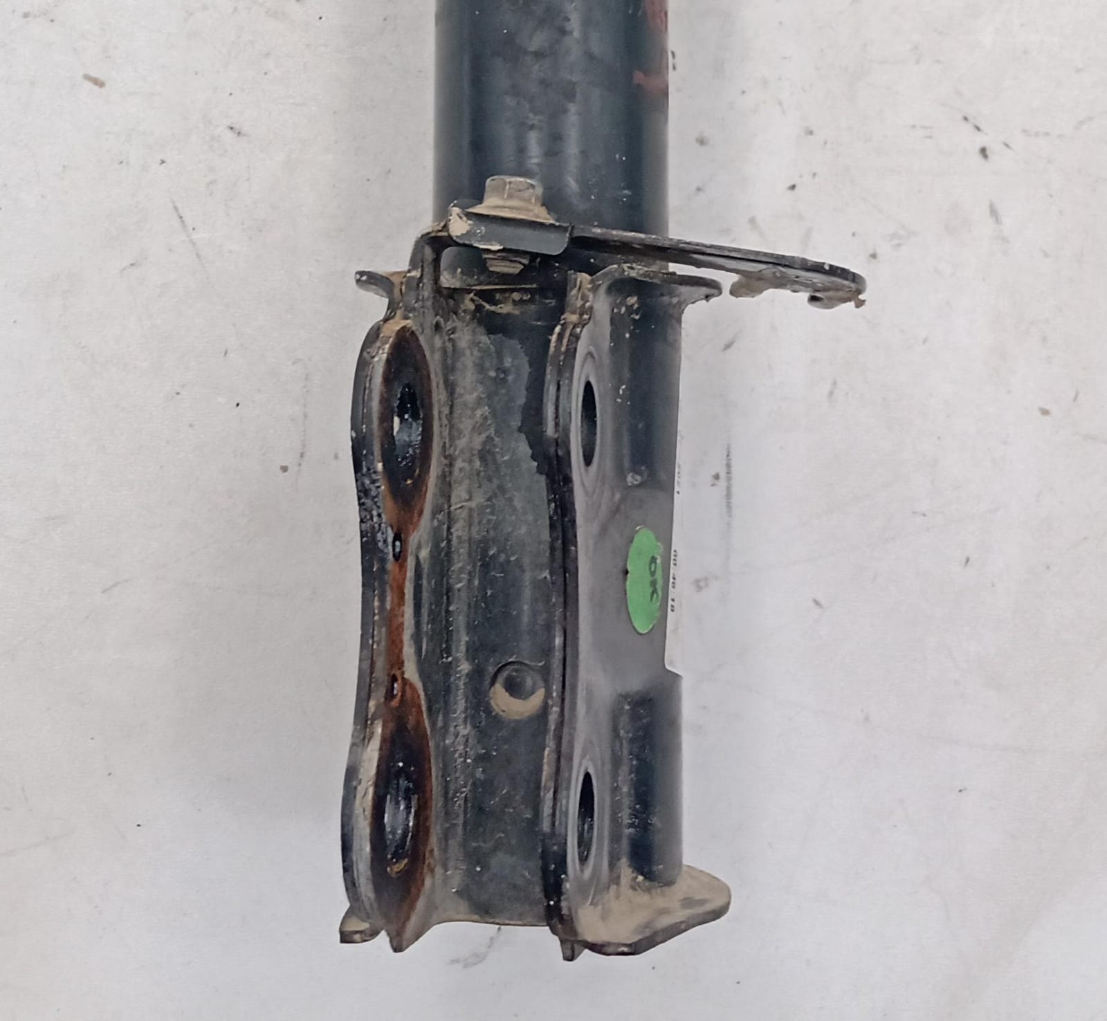 Ammortizzatore anteriore sinistro