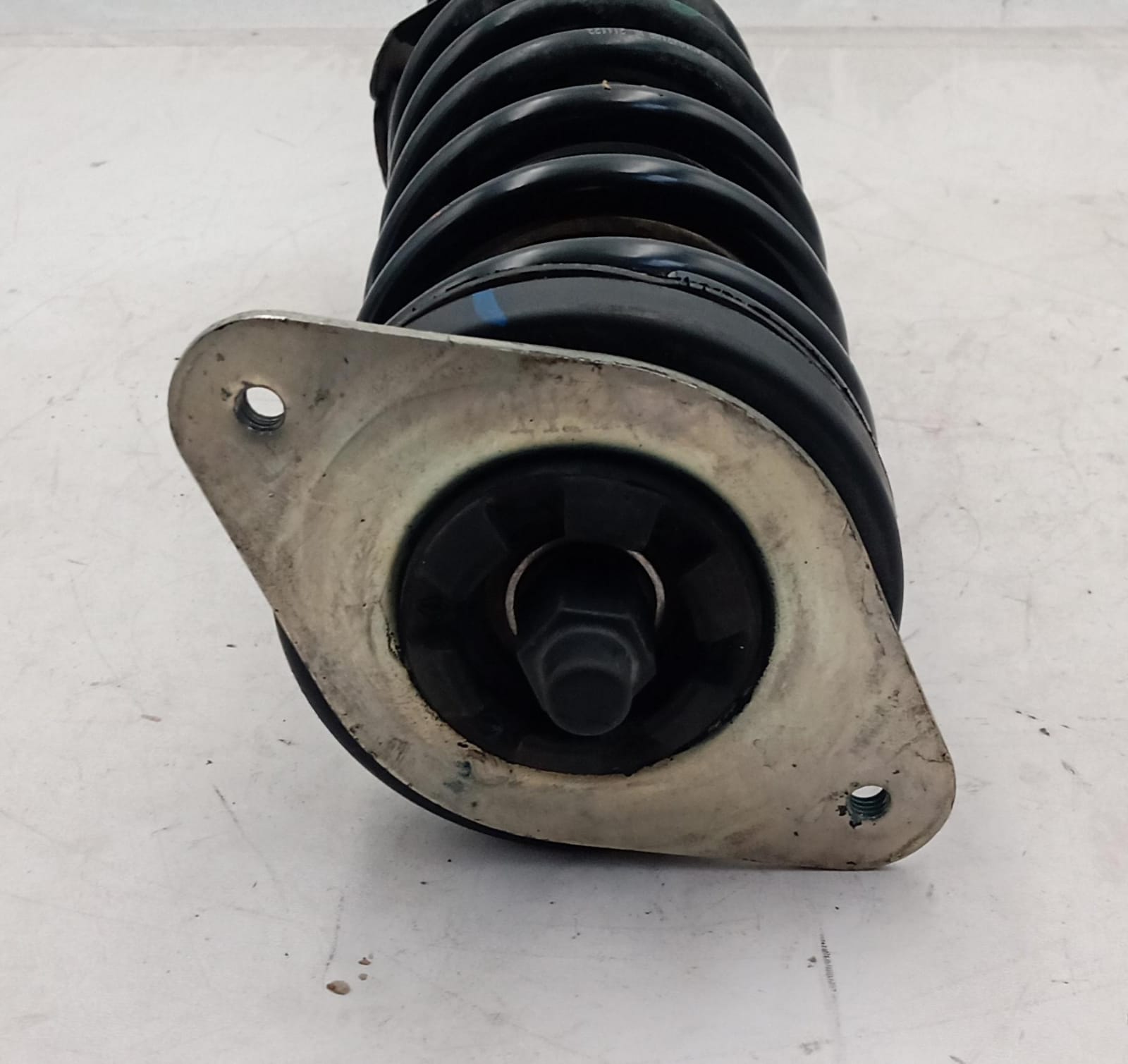 Ammortizzatore anteriore sinistro