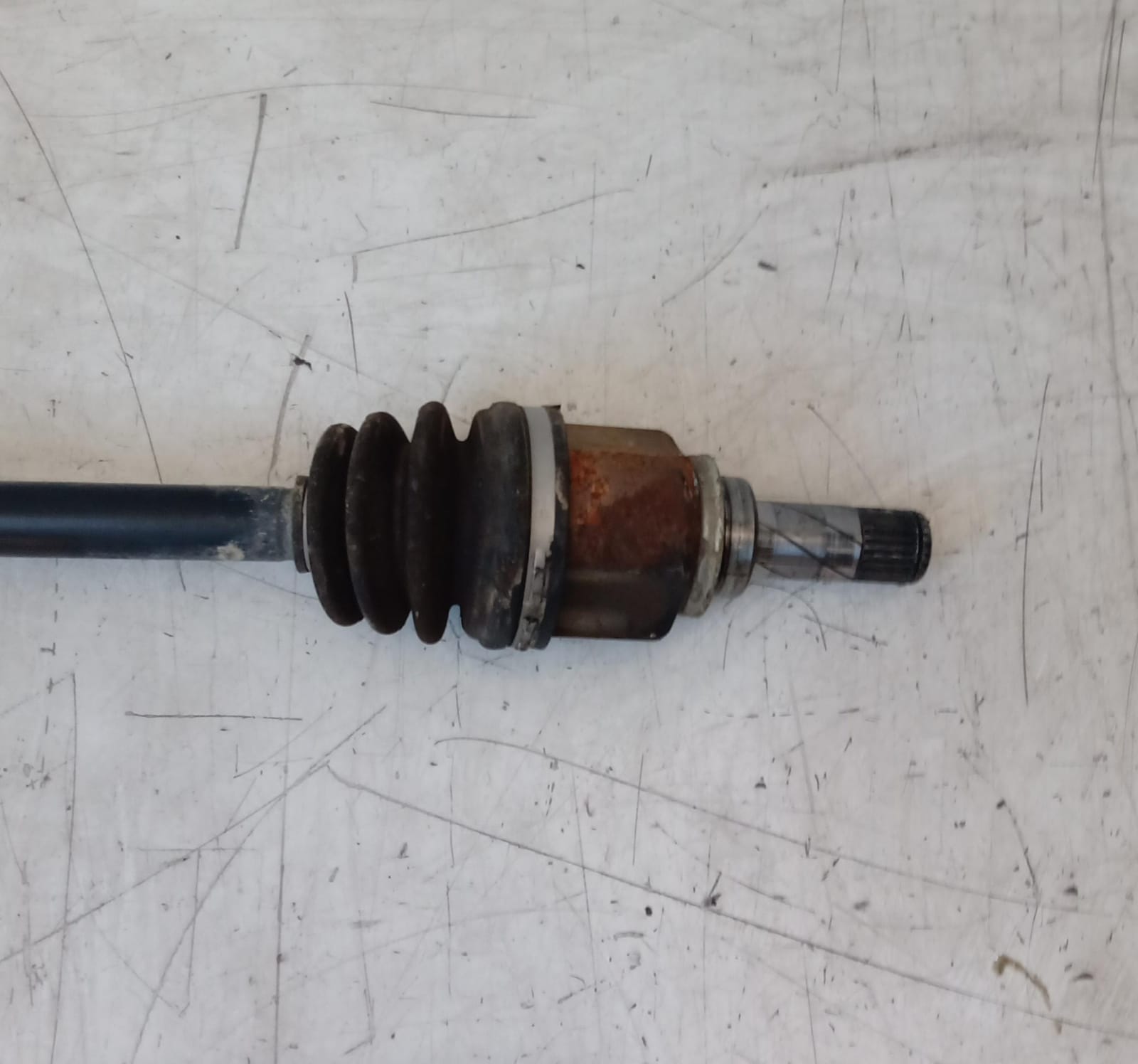 Semiasse anteriore destro Semiasse anteriore destro