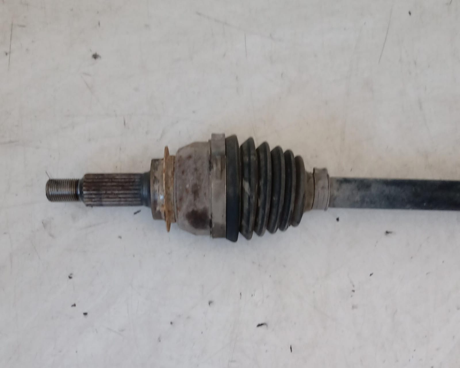 Semiasse anteriore destro Semiasse anteriore destro