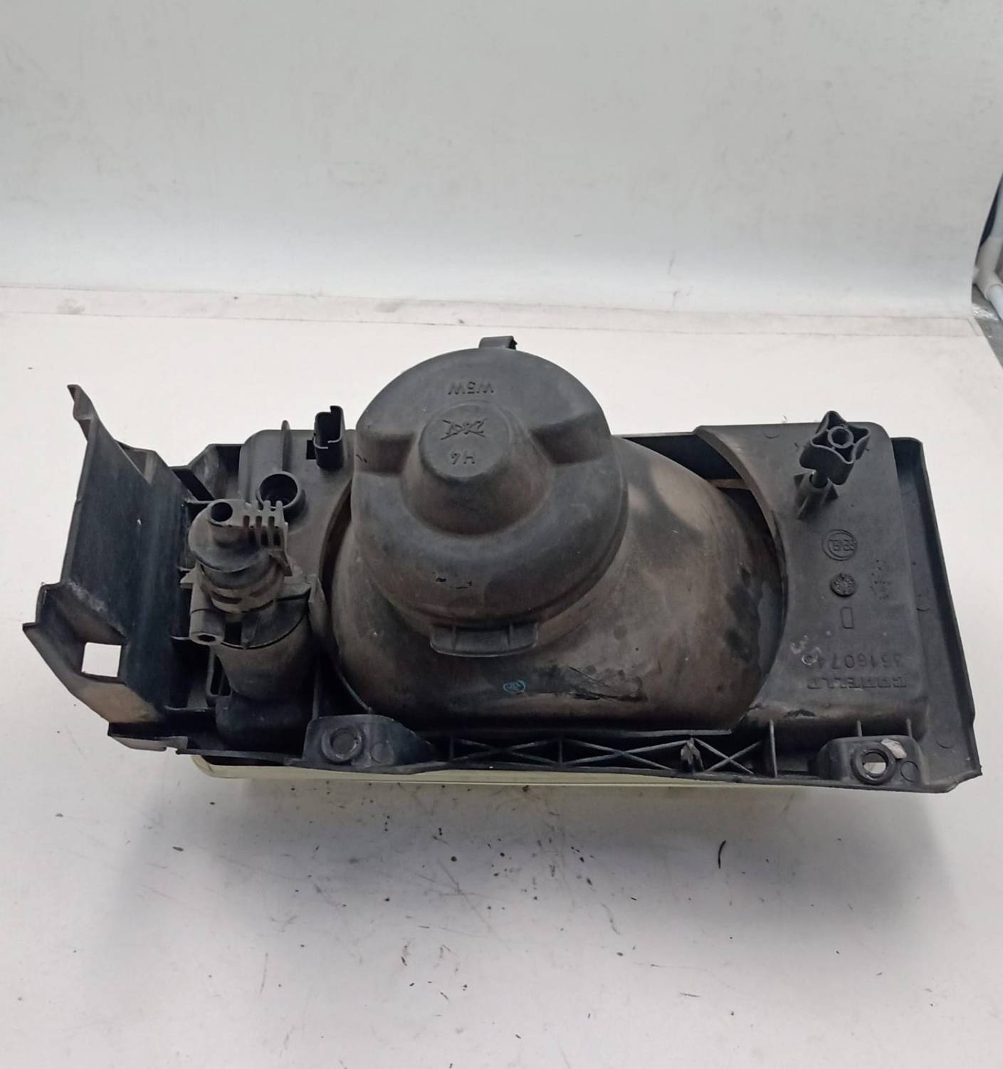 Fanale anteriore destro