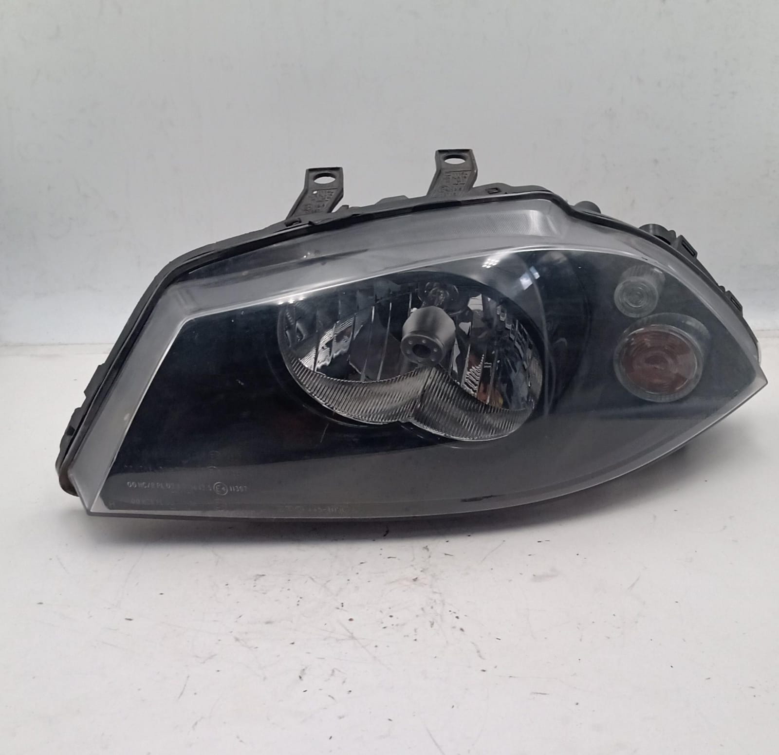 Fanale anteriore sinistro