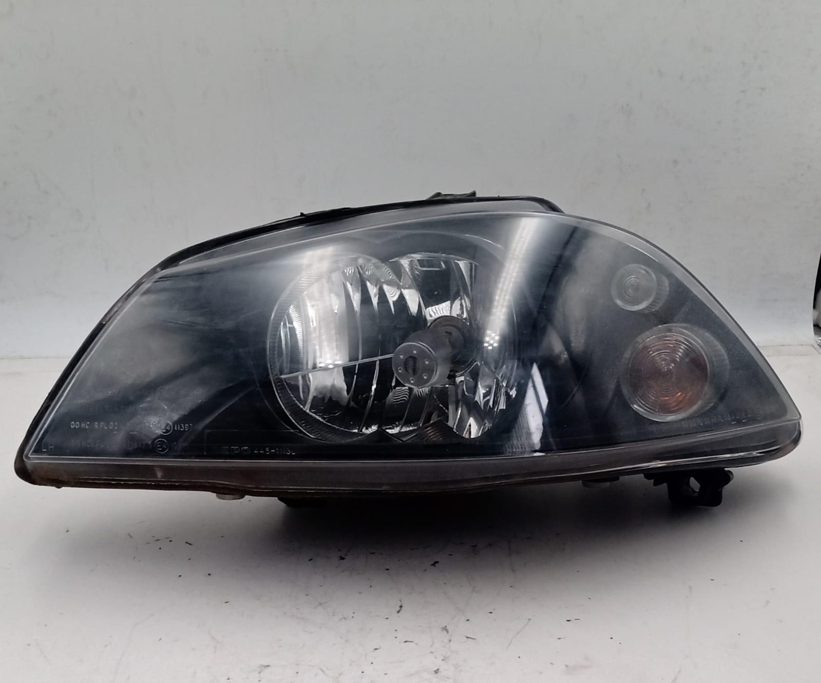 Fanale anteriore sinistro