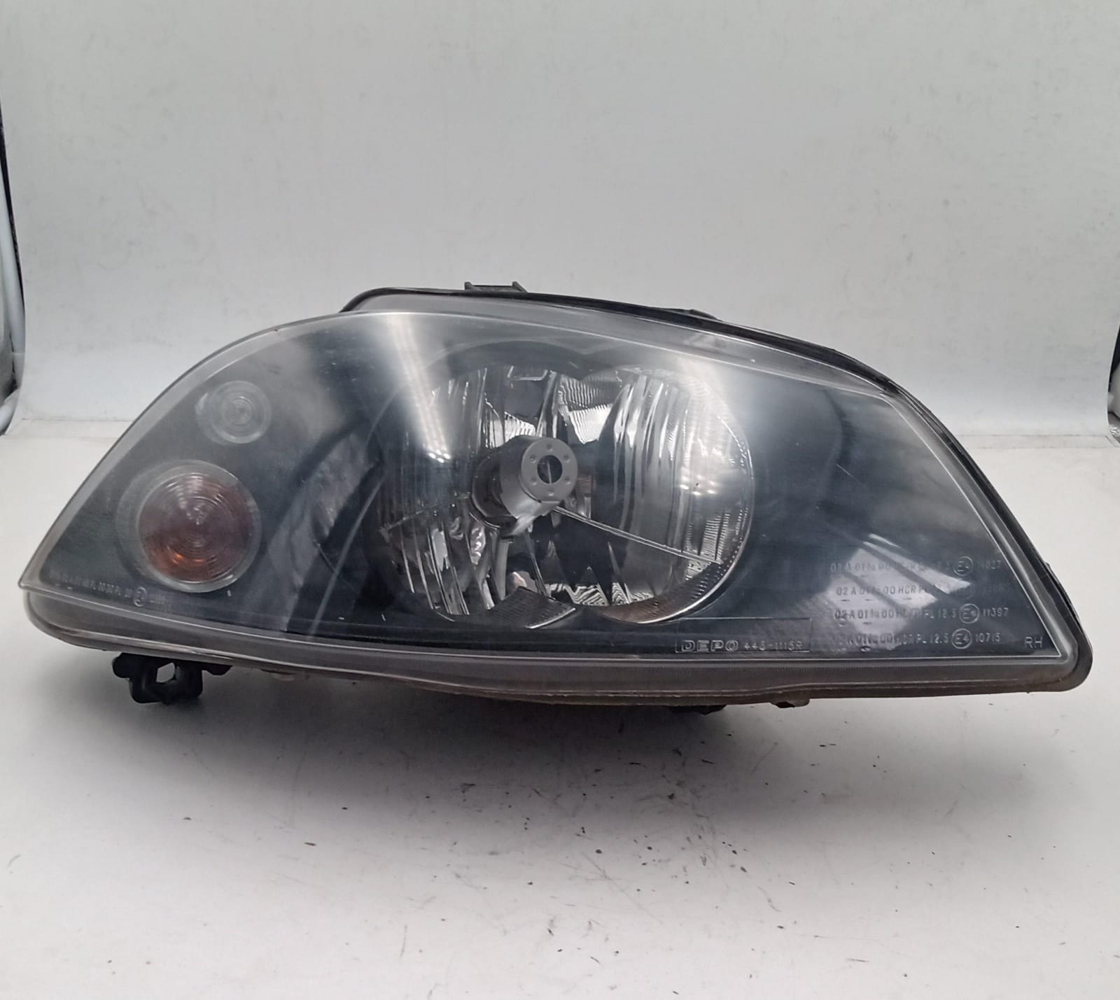 Fanale anteriore destro