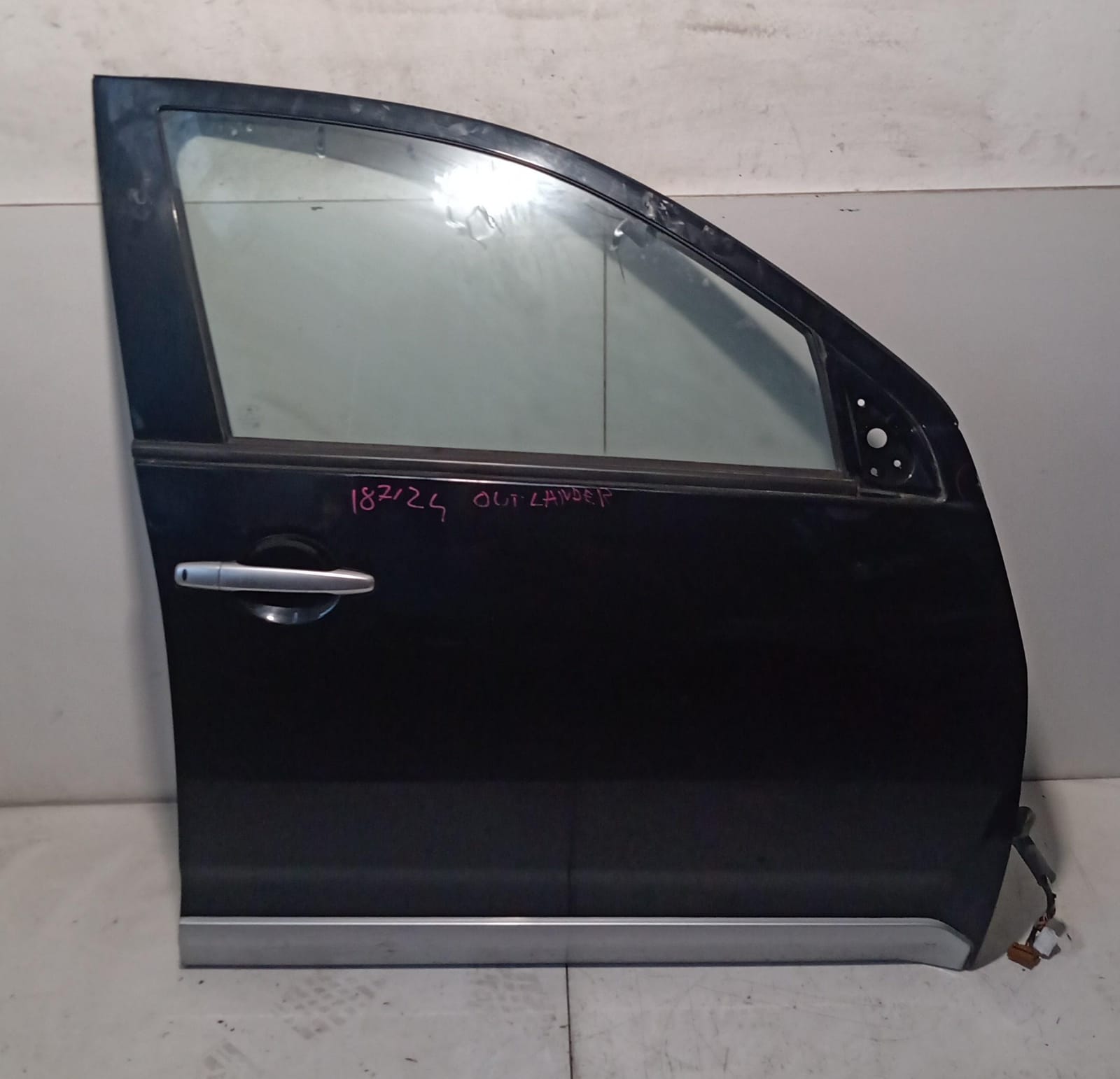 Porta anteriore destra