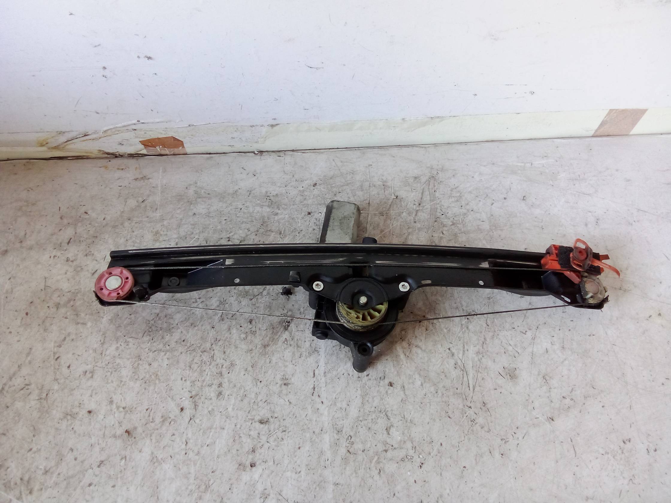 Alzacristallo elettr. porta ant. sx.