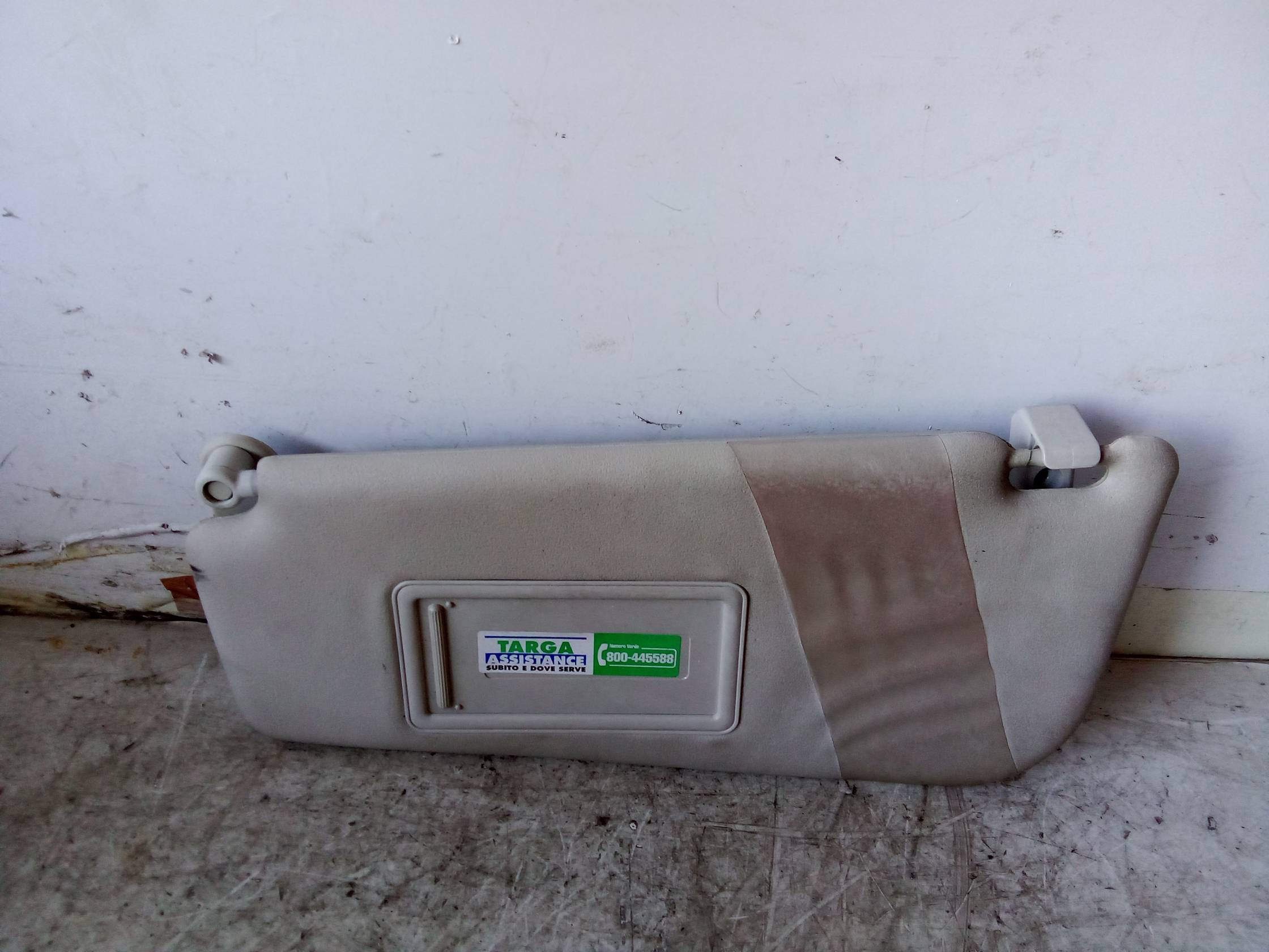 Aletta parasole parabrezza sx.