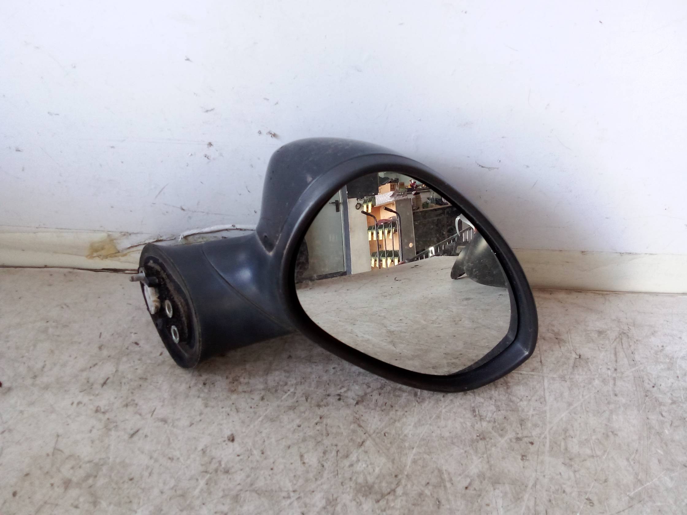 Retrovisore est. dx.