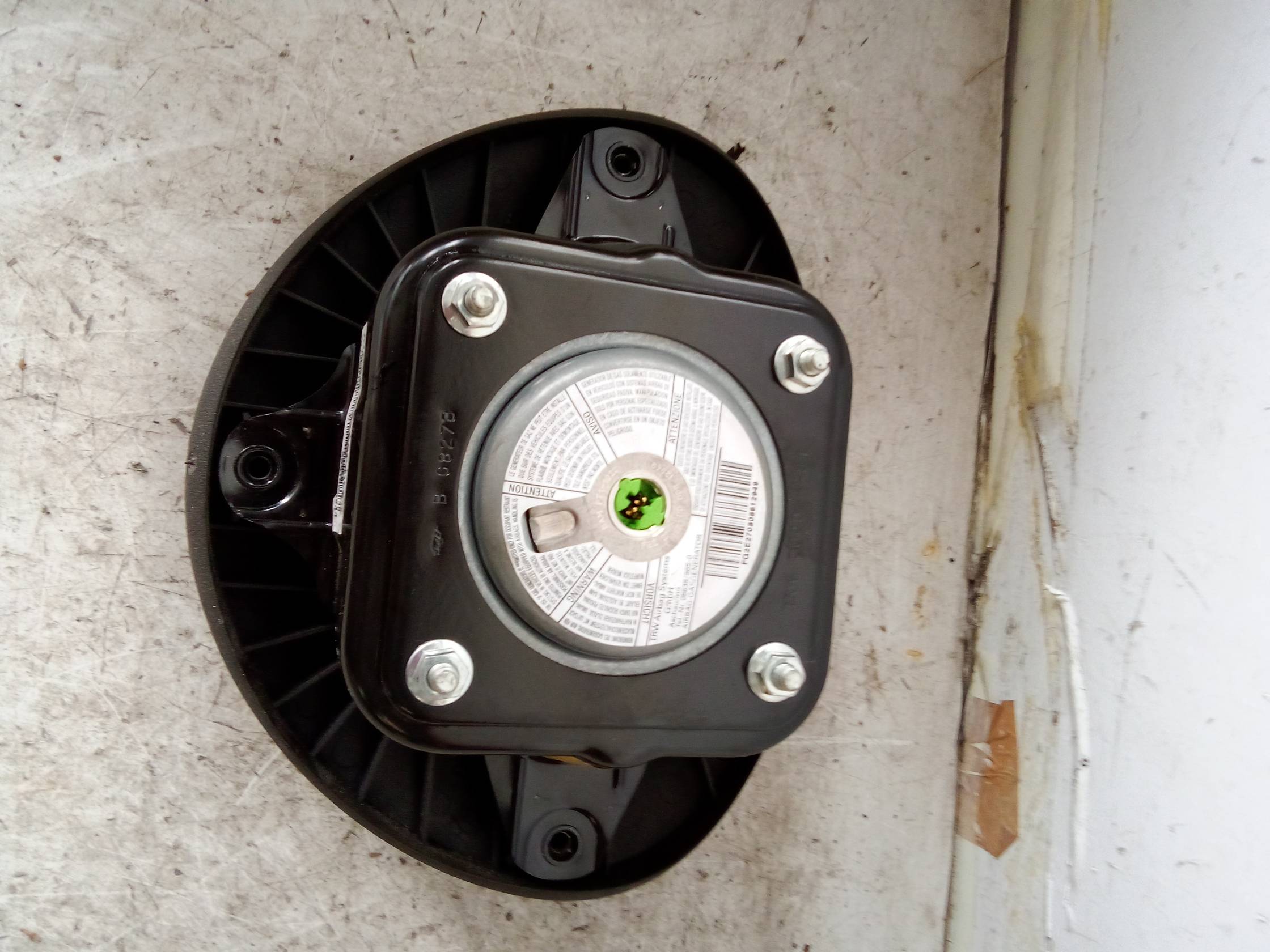 Dispositivo airbag lato guida