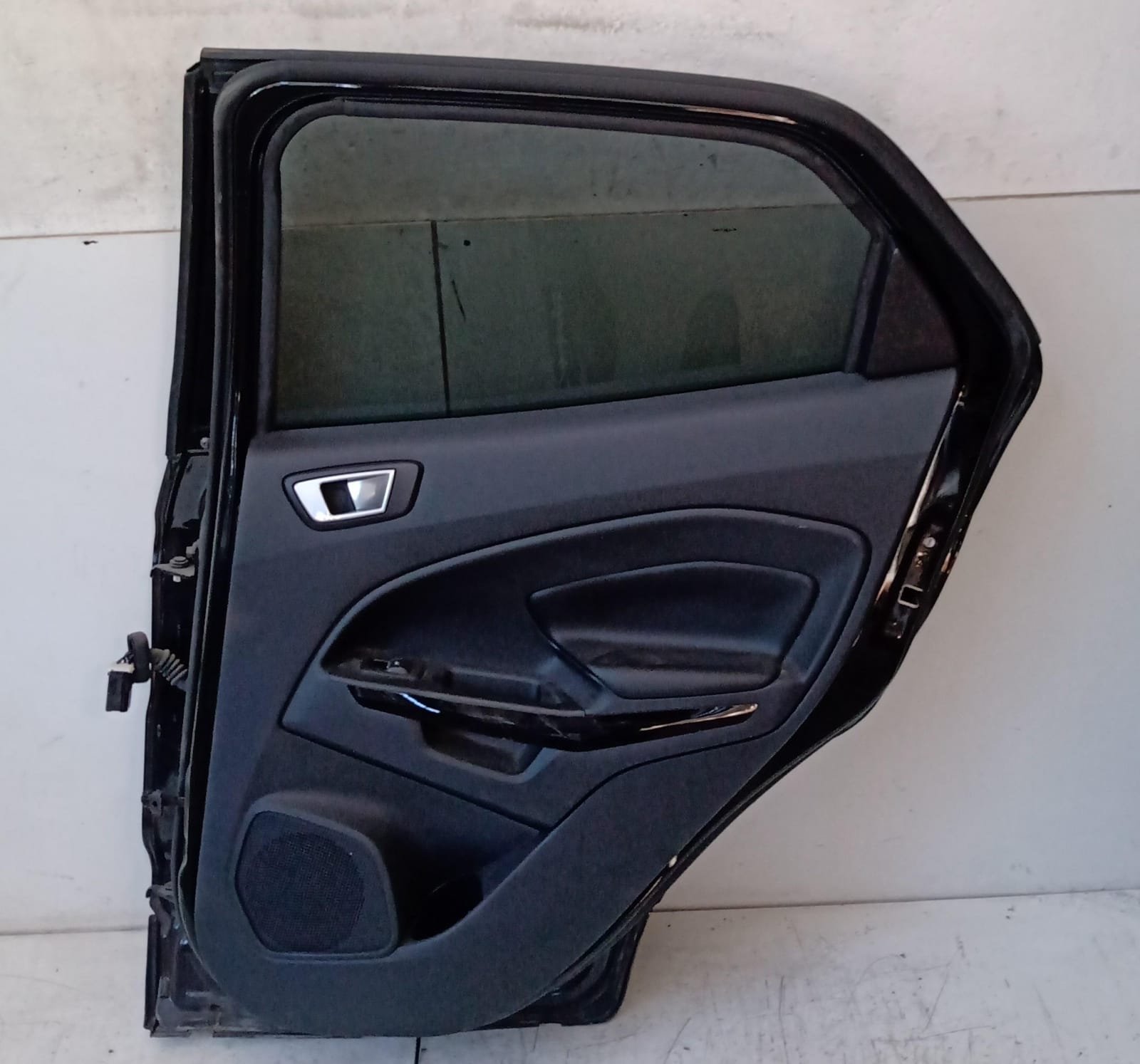 Porta posteriore destra Porta posteriore destra