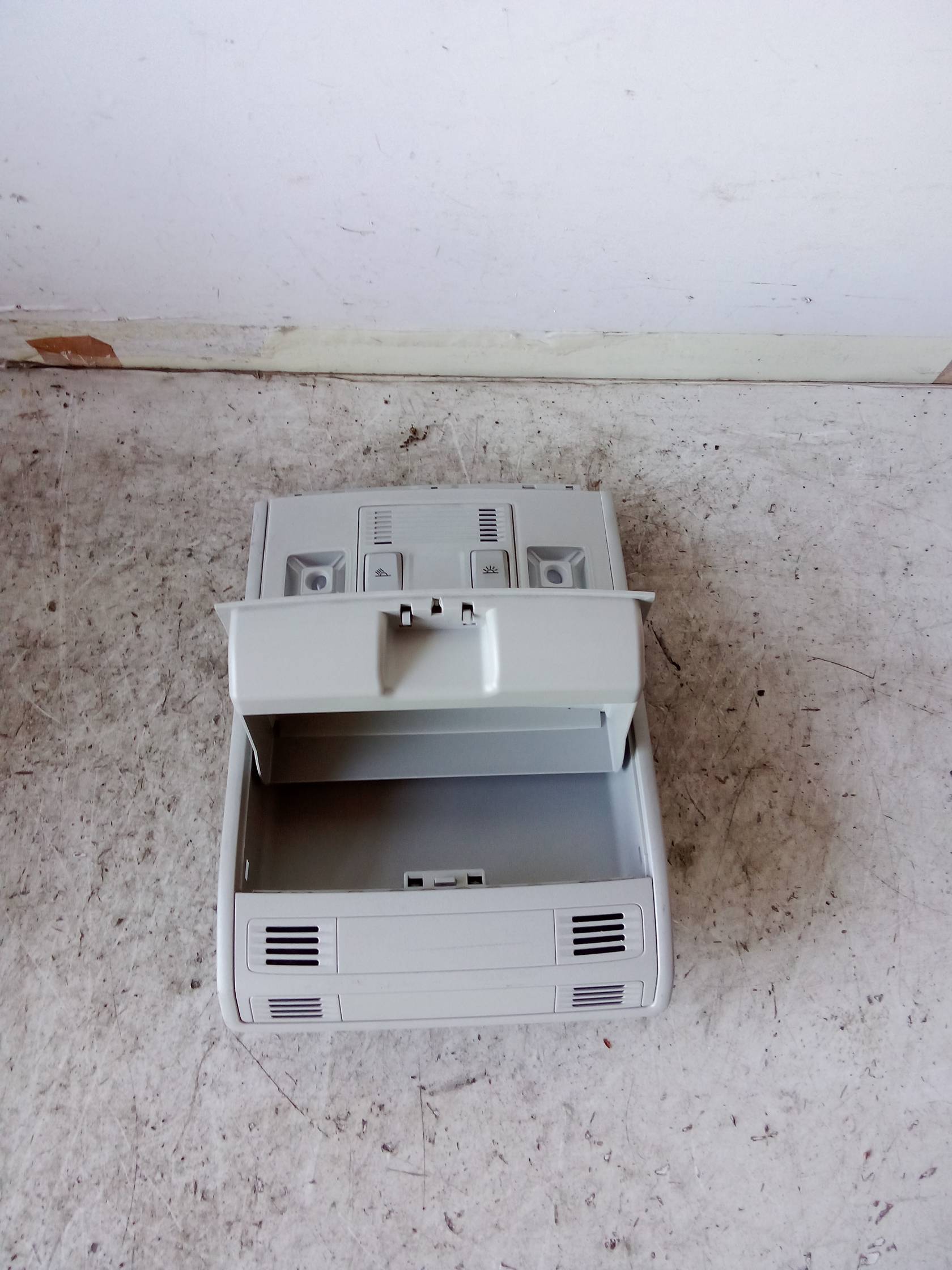 Luce cortesia ant. tetto