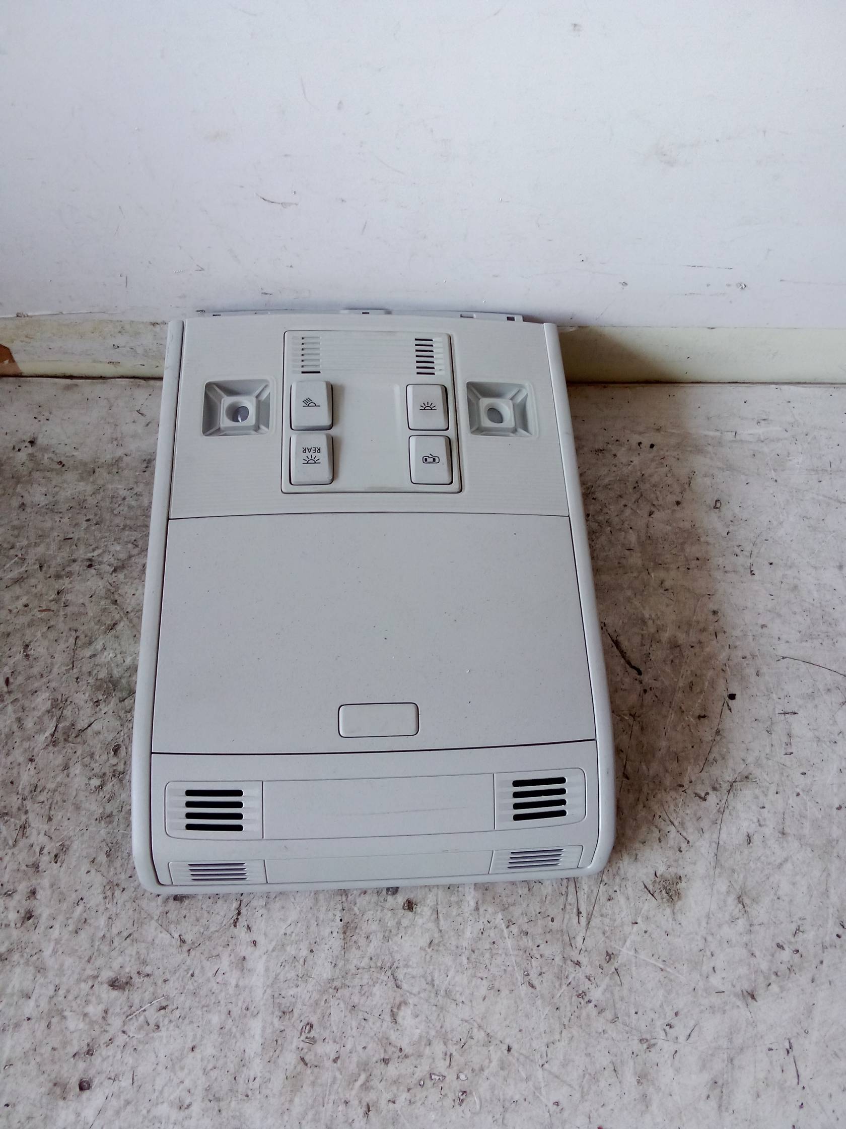 Luce cortesia ant. tetto