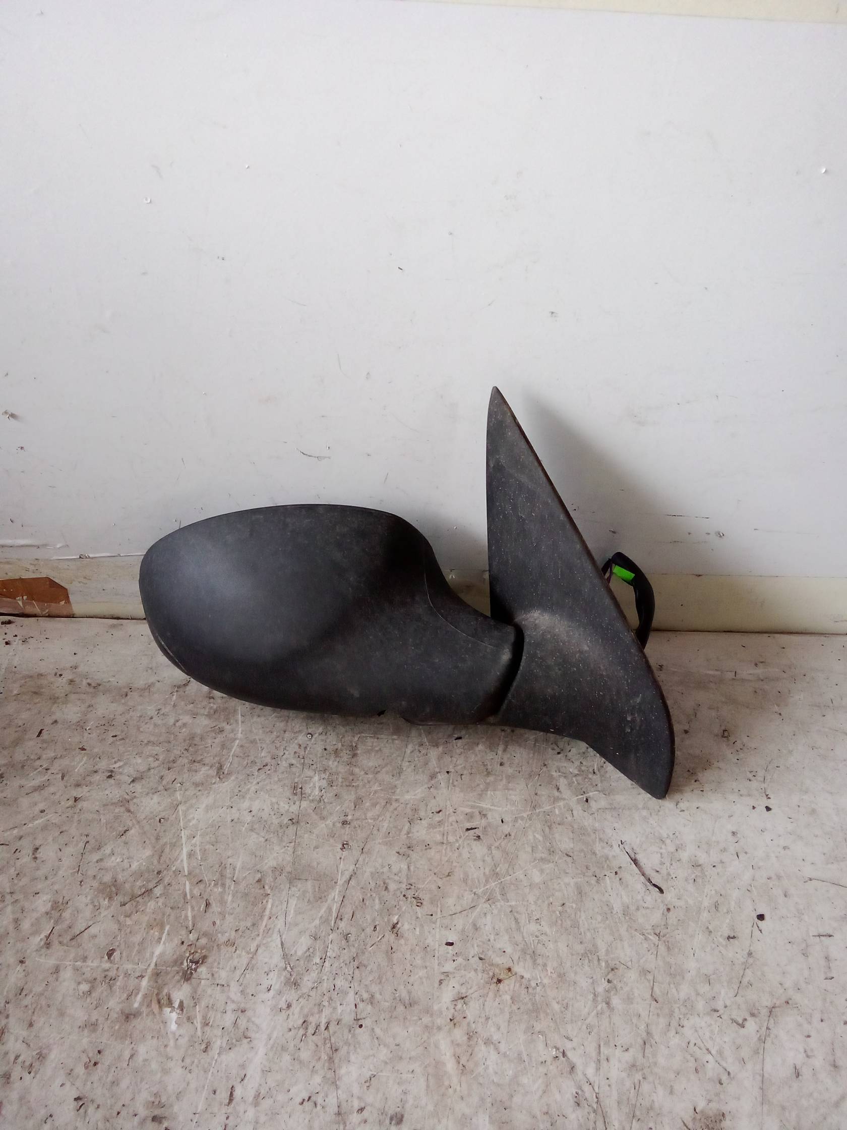 Retrovisore est. dx.