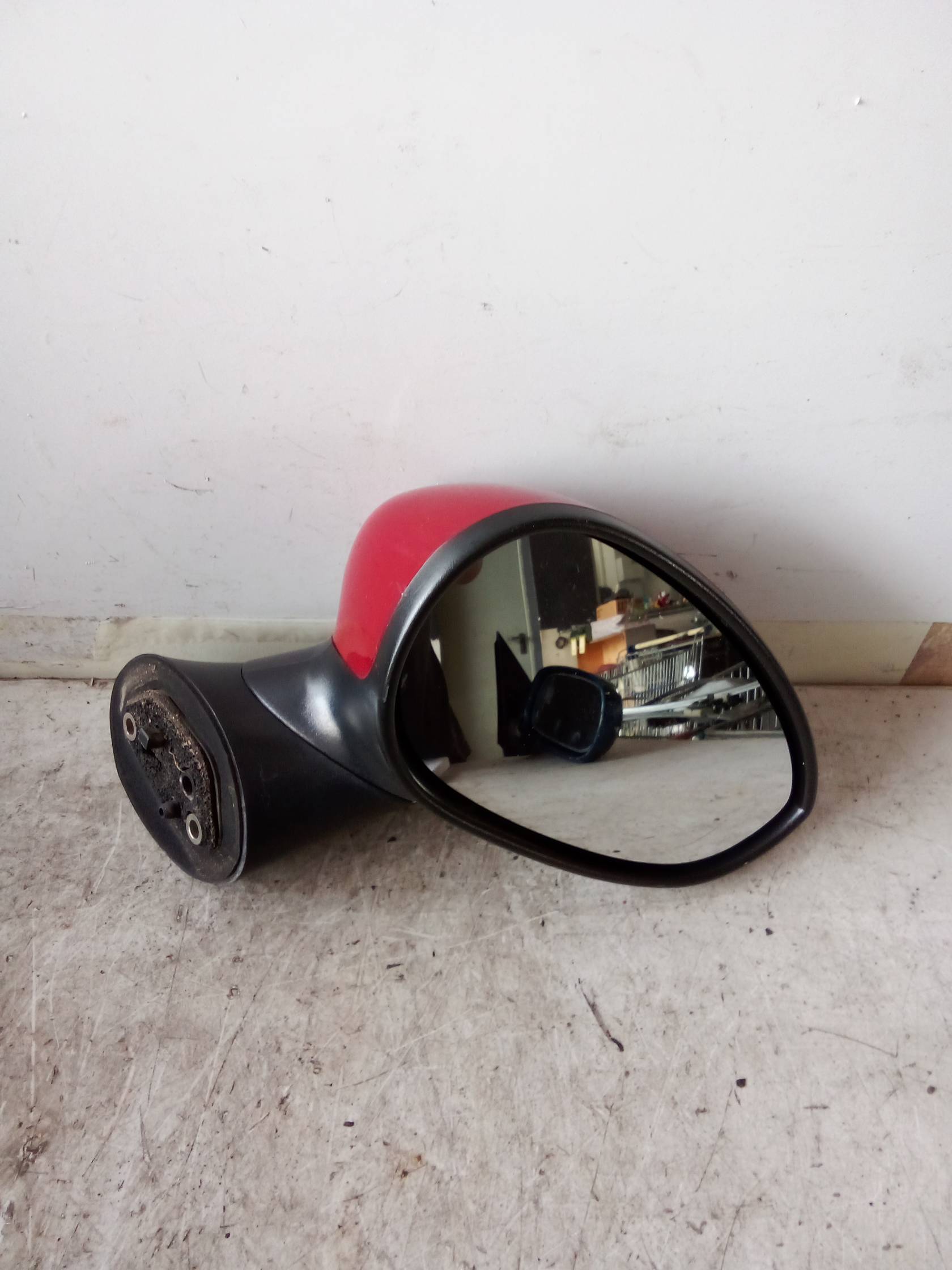 Retrovisore est. regolaz. elettr. dx.