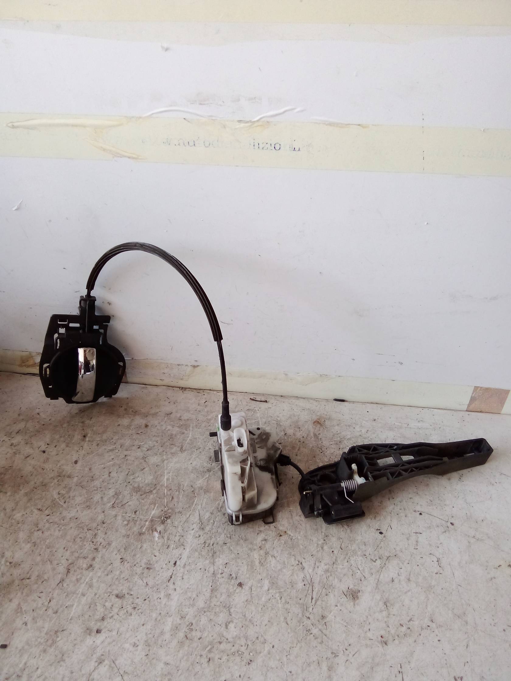 Serratura porta ant. sx.