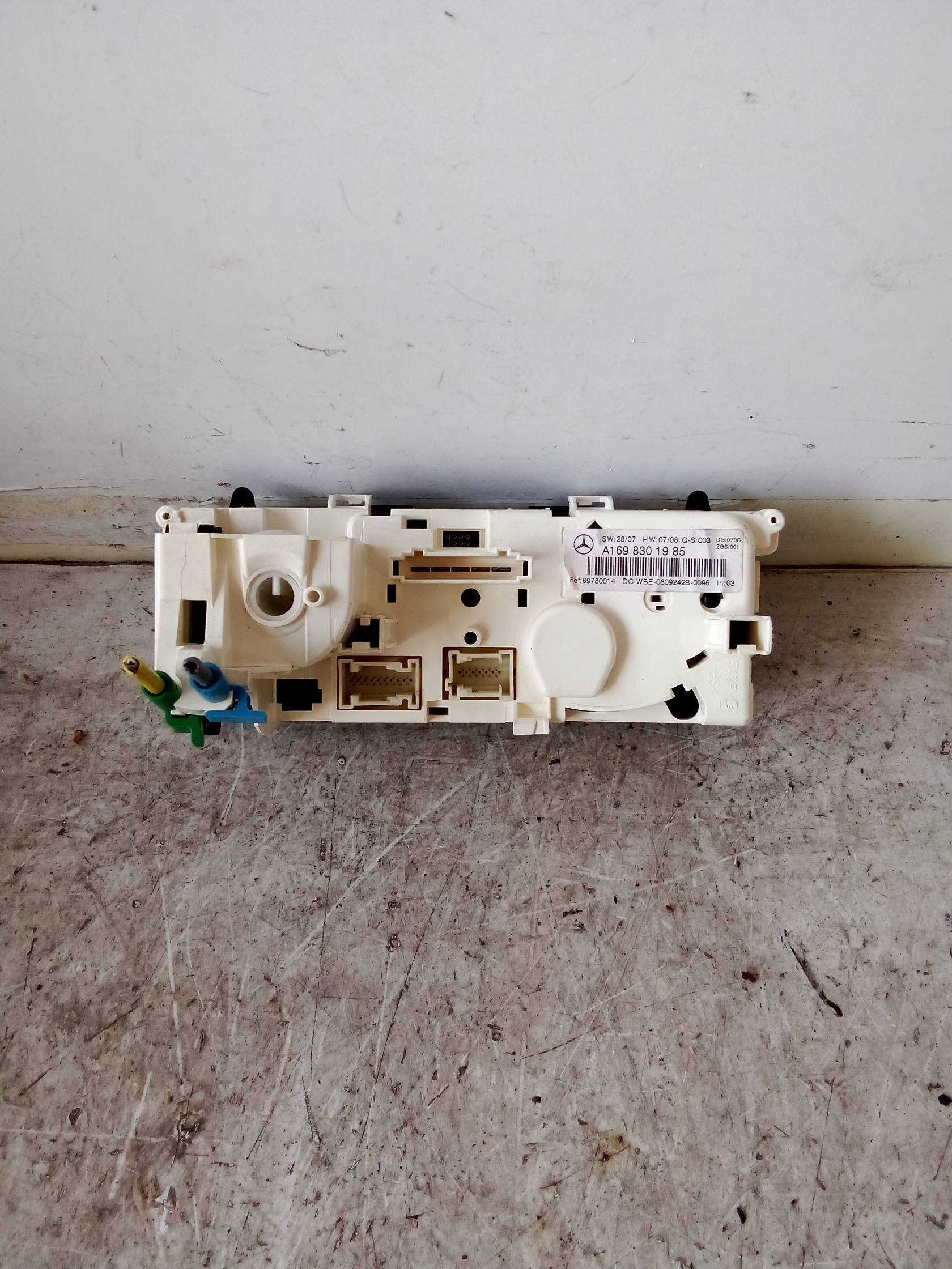 Blocco comando climatizzazione Blocco comando climatizzazione