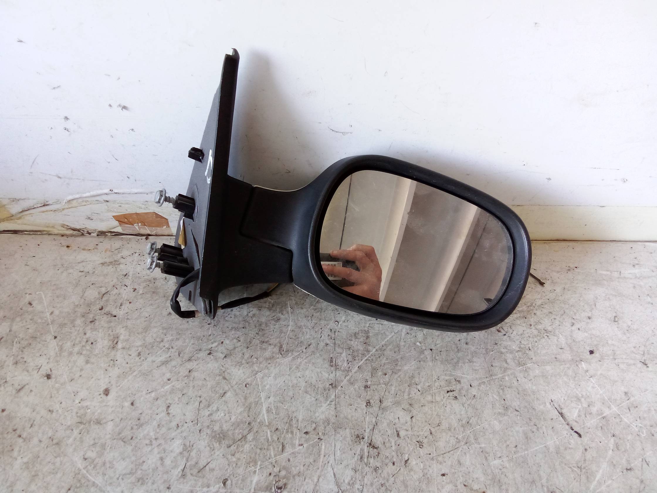 Retrovisore est. regolaz. elettr. dx.