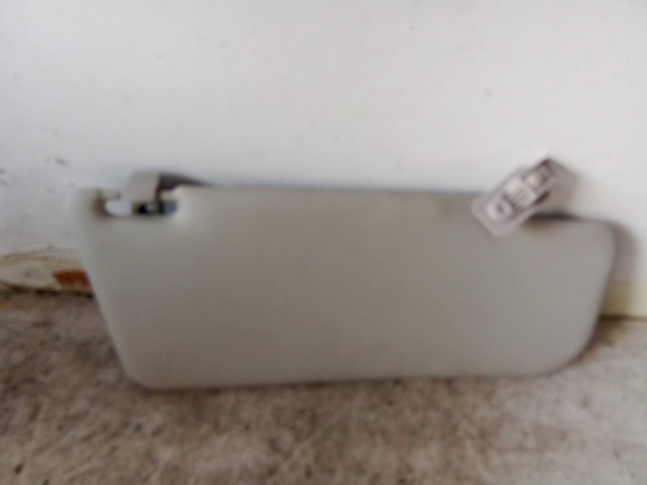 Aletta parasole parabrezza sx.